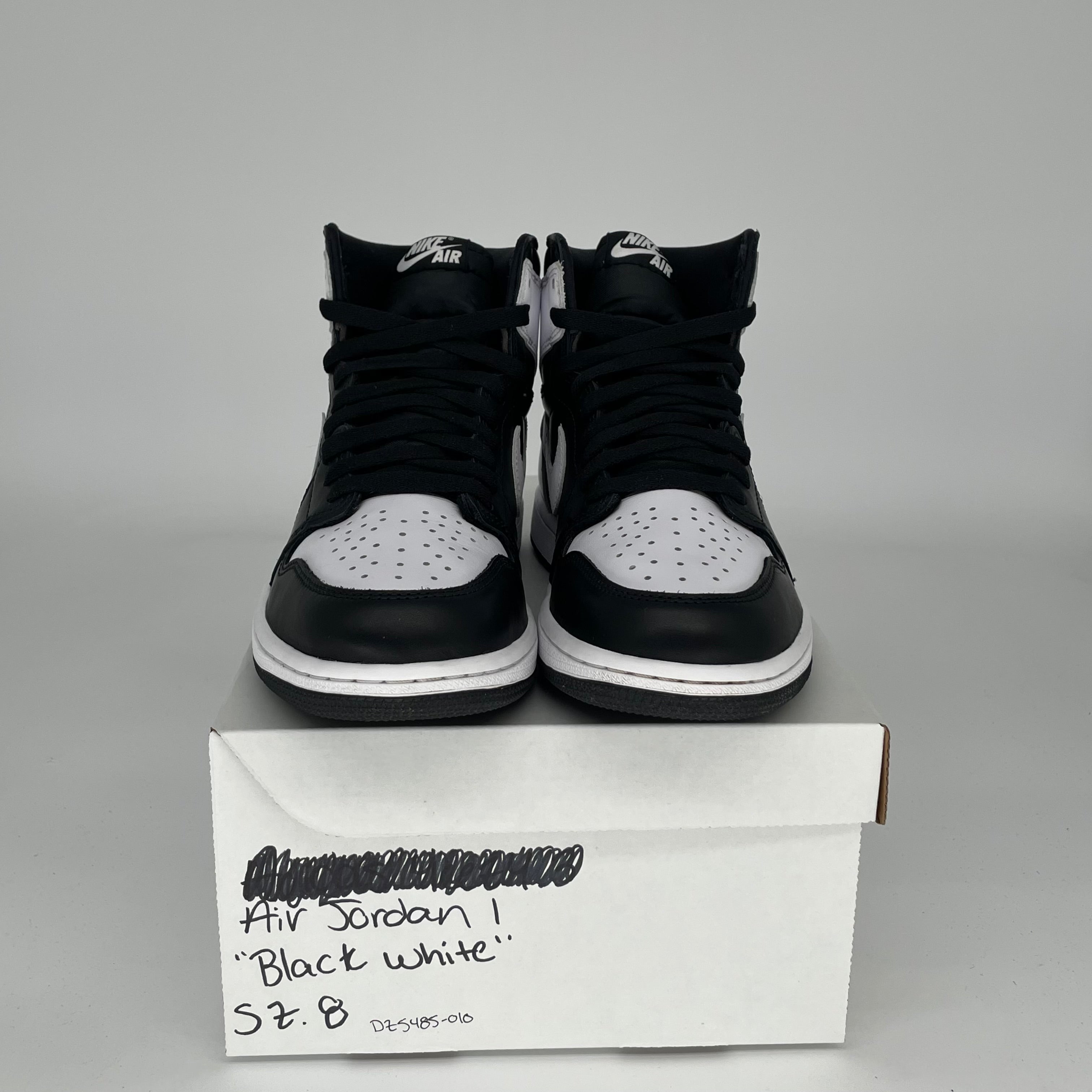 Original Air Jordan 1 Retro High OG 'Black White' Men's Basketball Shoes - Size 8 (DZ5485-010) | Classic Sneakers for Streetwear, Casual & Basketball Performance