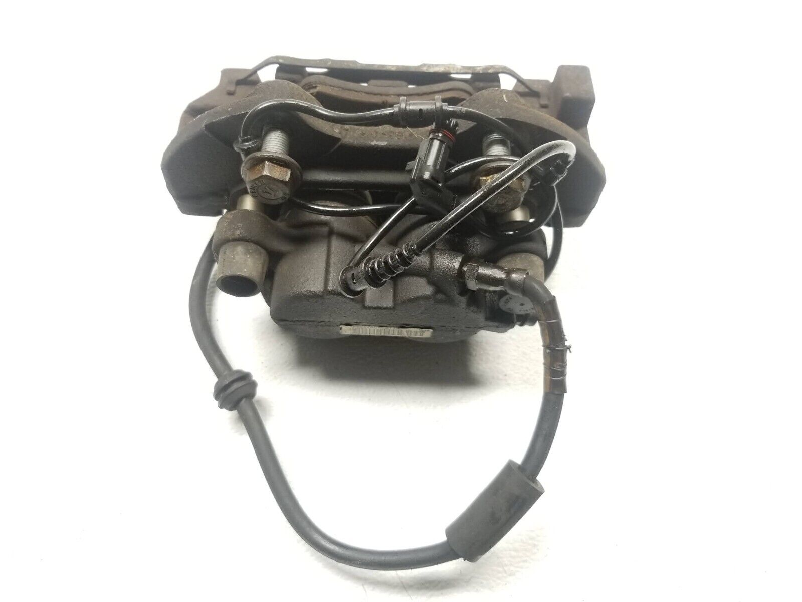 2006-2011 Mercedes ML500 Front Right Passenger Brake Caliper OEM Replacement - Perfect for Off-Roading & Daily Commuting
