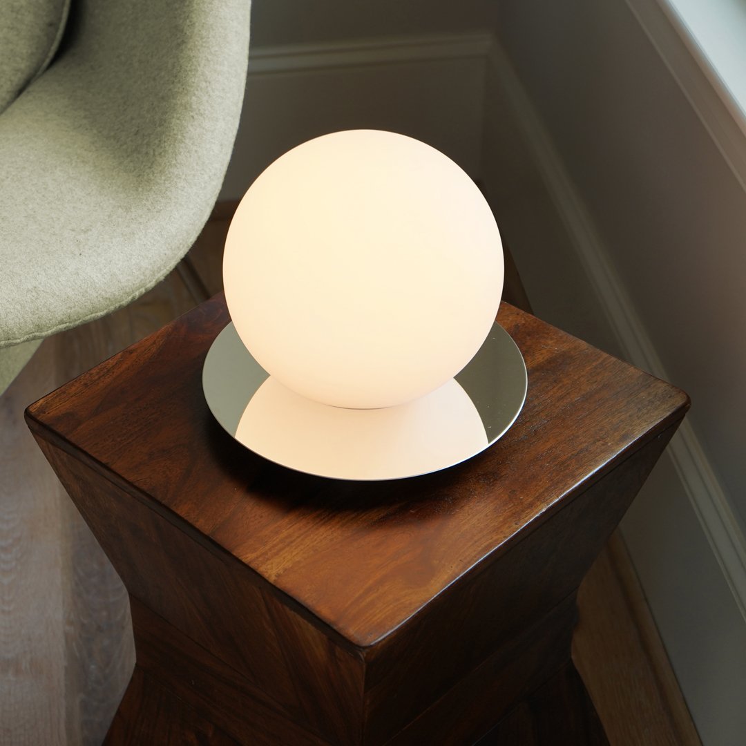 Modern Bola Sphere Table Lamp - Stylish LED Bedside Lighting for Bedroom, Living Room & Office - Warm White & Dimmable Ambient Light