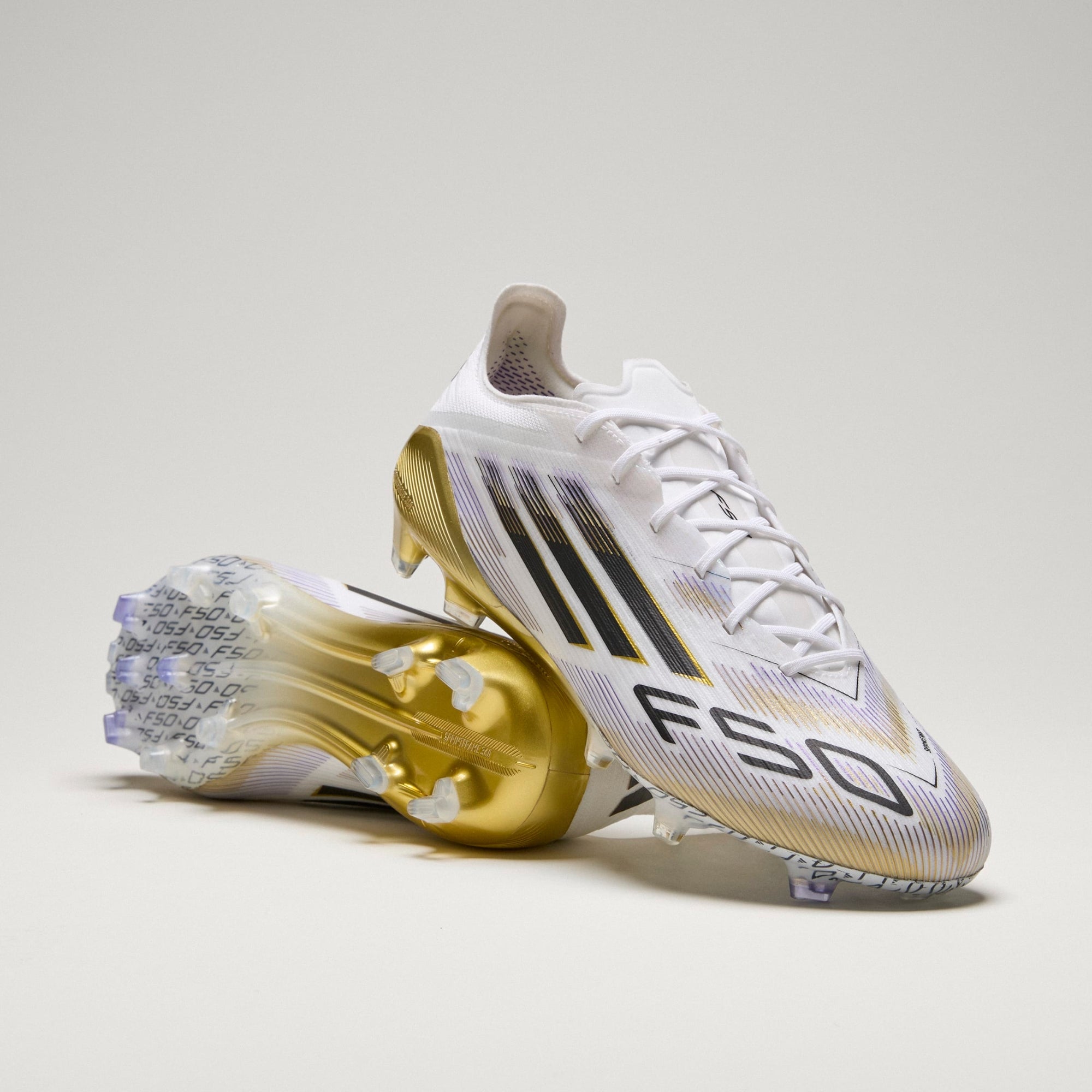 Ftwr White / Core Black / Gold Met.