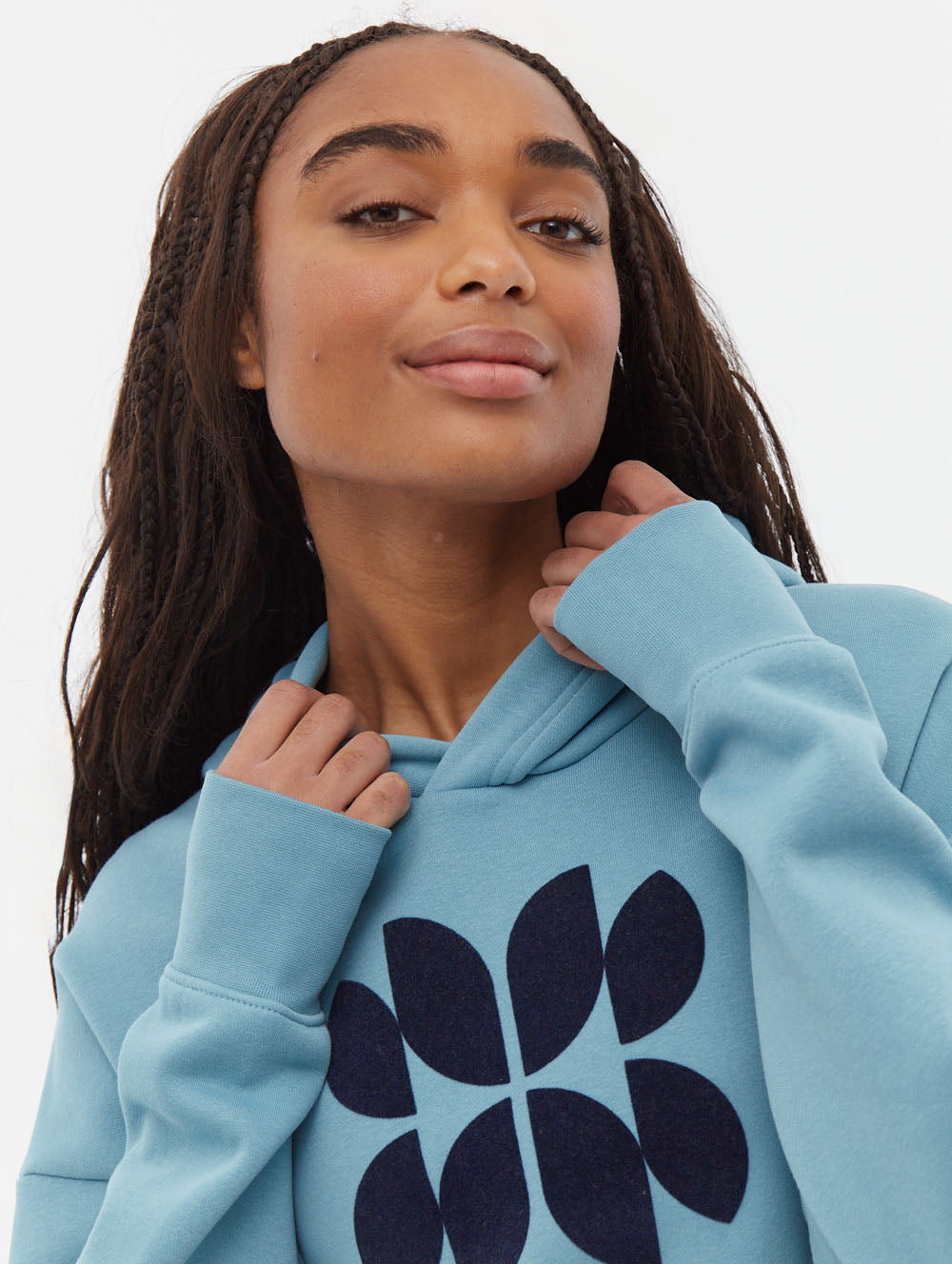 Tyna Oversize Graphic Hoodie for Men & Women - Trendy Streetwear Pullover with Bold Prints - Perfect for Casual Outfits, Loungewear, and Winter Layering