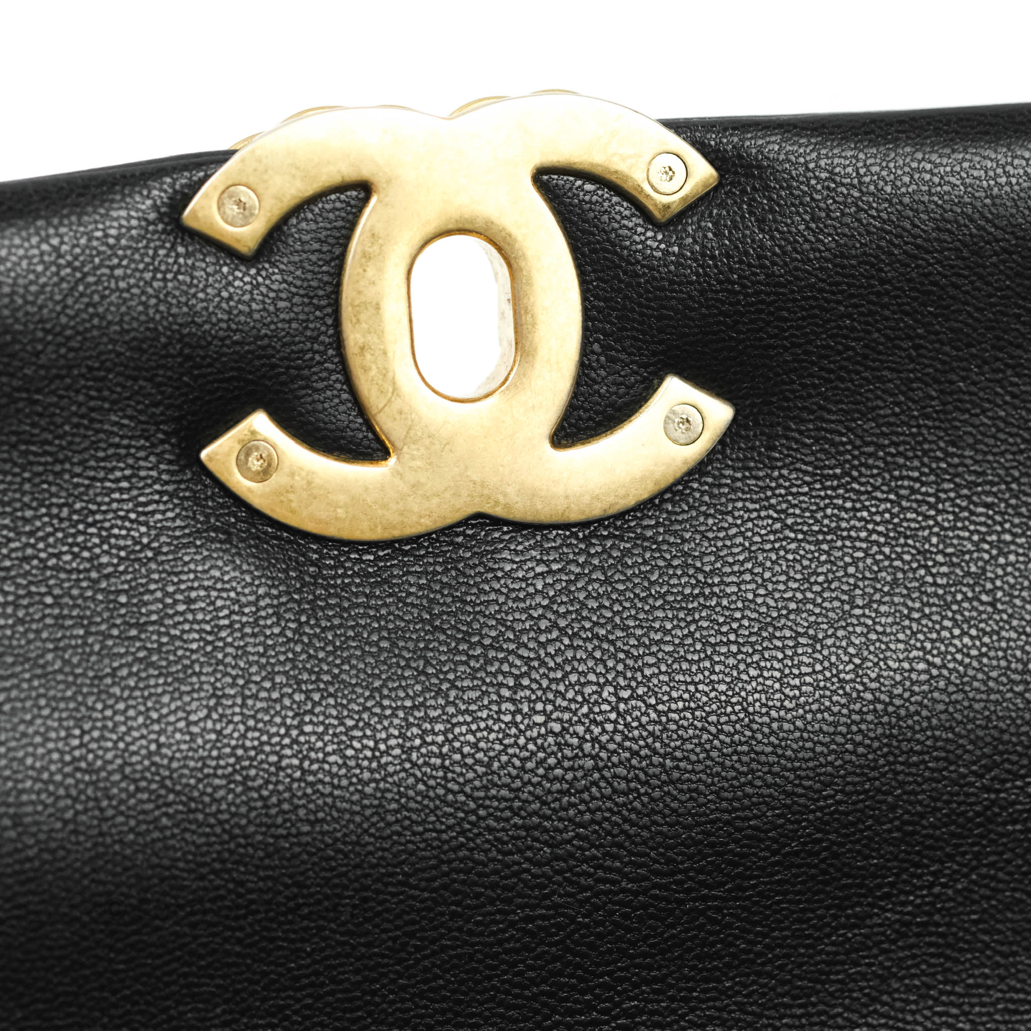 Chanel 19 Medium Flap Bag Black Mixed Hardware - Luxury Designer Handbag for Women, Perfect for Work, Travel & Evening Events