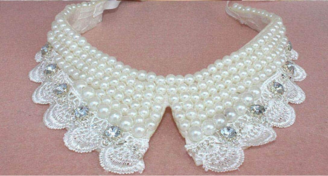 Detachable False Collar Shirt Accessory - Fashion Necklace & Shirt Decoration in White | Perfect for Office Wear, Parties & Stylish Outfits
