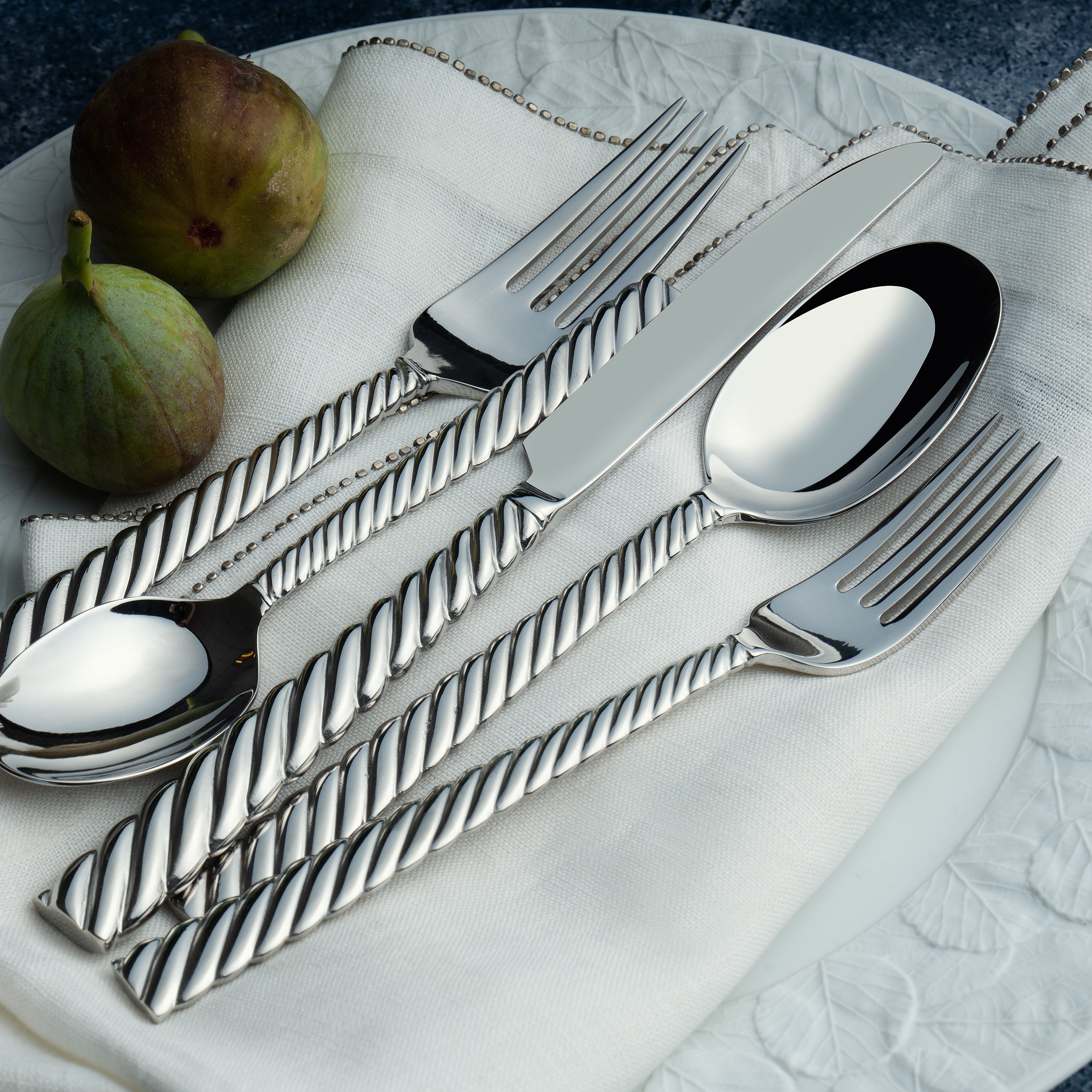 5-Piece Twist Flatware Set - Stainless Steel Silverware for Dining, Kitchen, and Entertaining - Perfect for Home, Restaurant, and Party Use