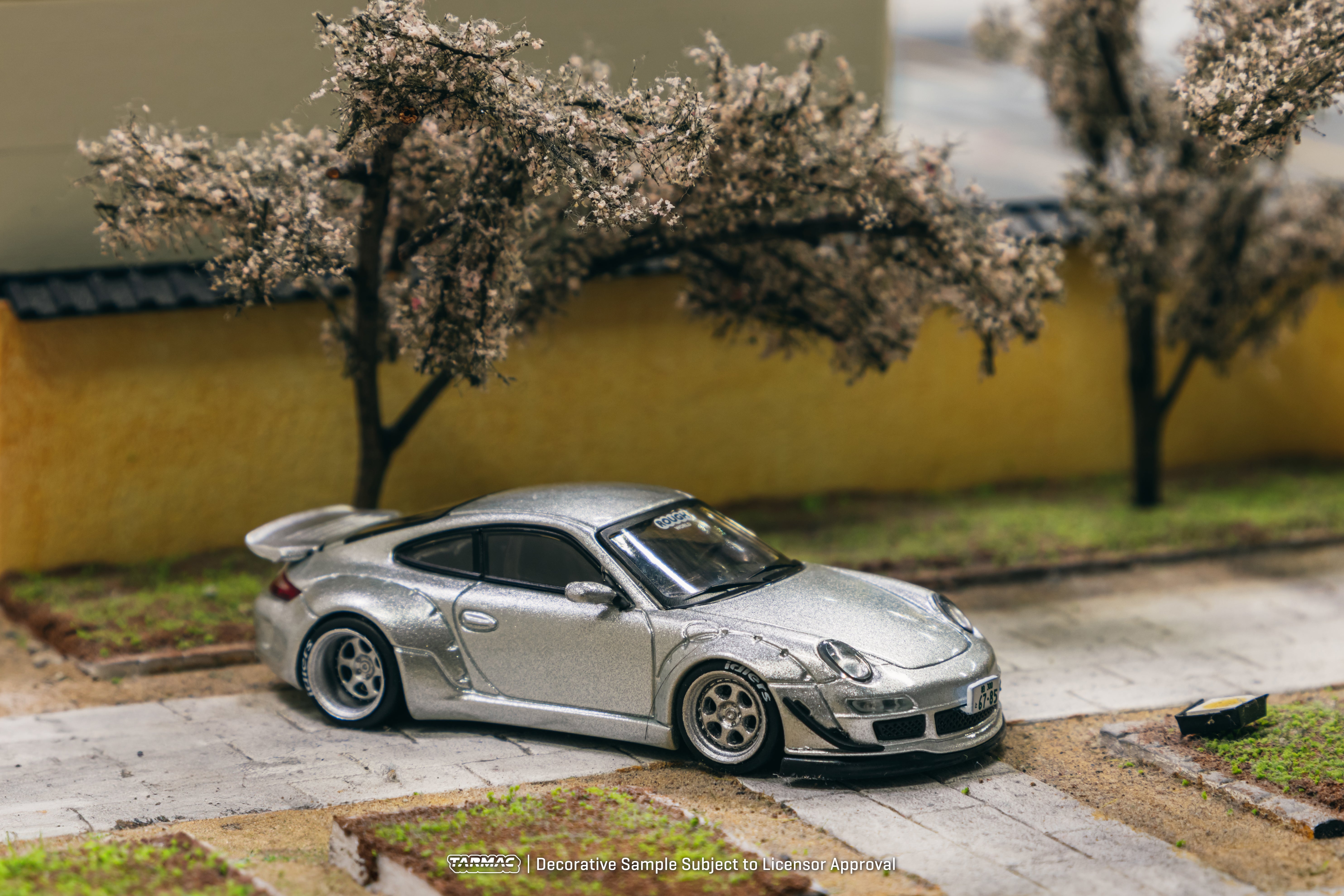 Tarmac Works 1/64 Scale RWB Porsche 997 Abu Dhabi Edition Diecast Model Car - Perfect for Collectors, Display & Racing Scenes