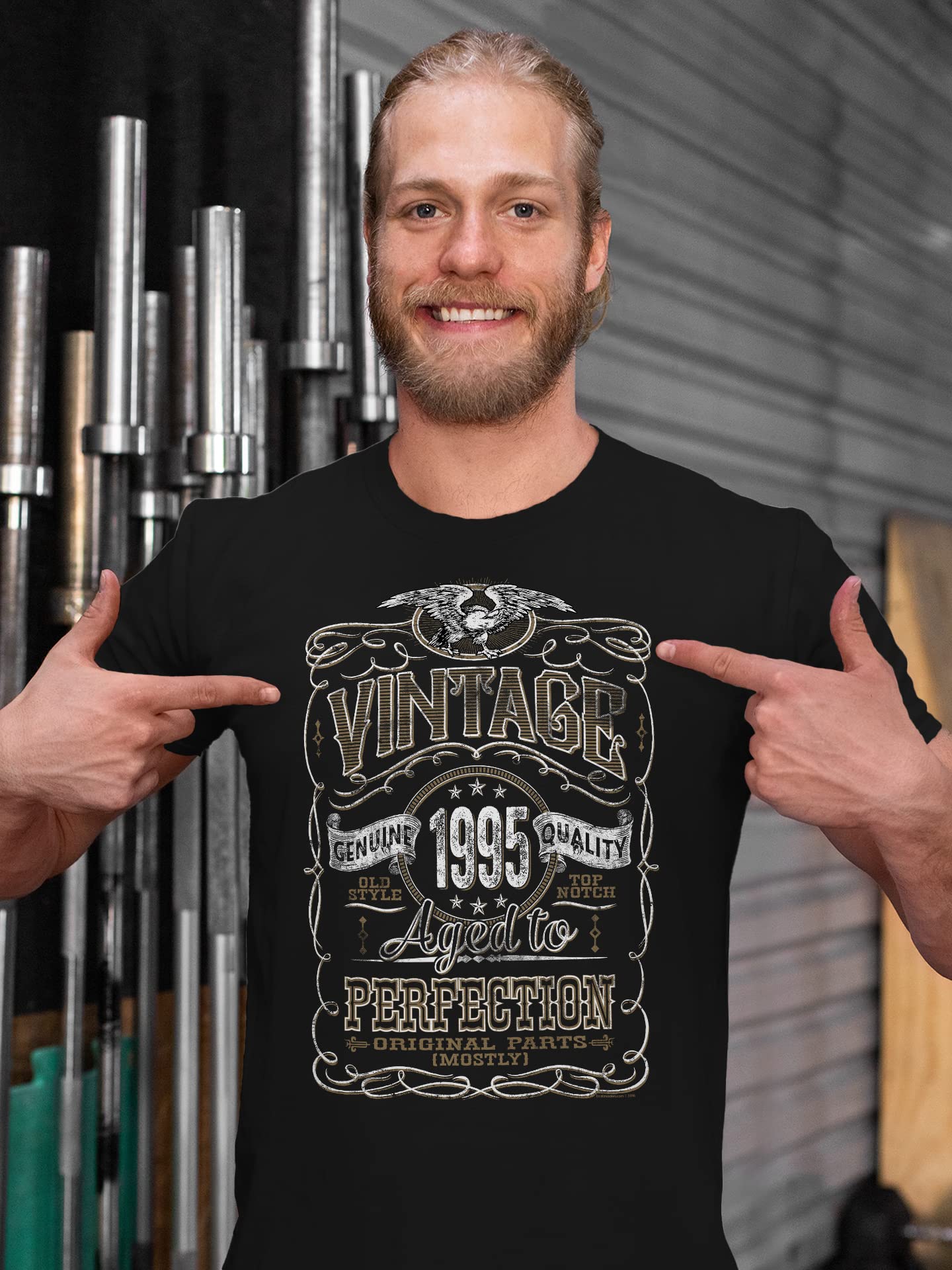 Vintage 1995 Aged to Perfection 30th Birthday T-Shirt for Men - Funny 30 Year Old Gift Idea - Perfect for Birthday Parties & Milestone Celebrations