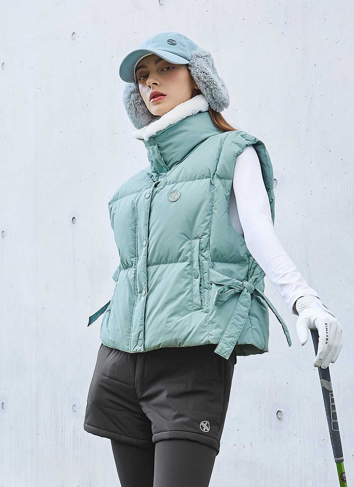 Women's Faux Fur Collar Goose Down Vest - Warm Winter Puffer Jacket for Outdoor Activities, Hiking & Casual Wear