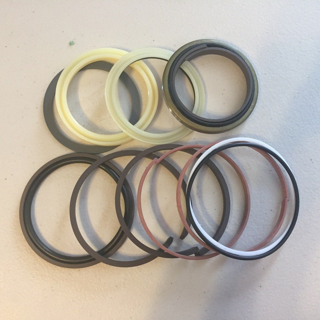 Komatsu PC220-3 PC220LC-3 Arm Cylinder Seal Kit Replacement for 707-98-57201 - Heavy Duty Hydraulic Repair for Excavator Maintenance & Construction Projects