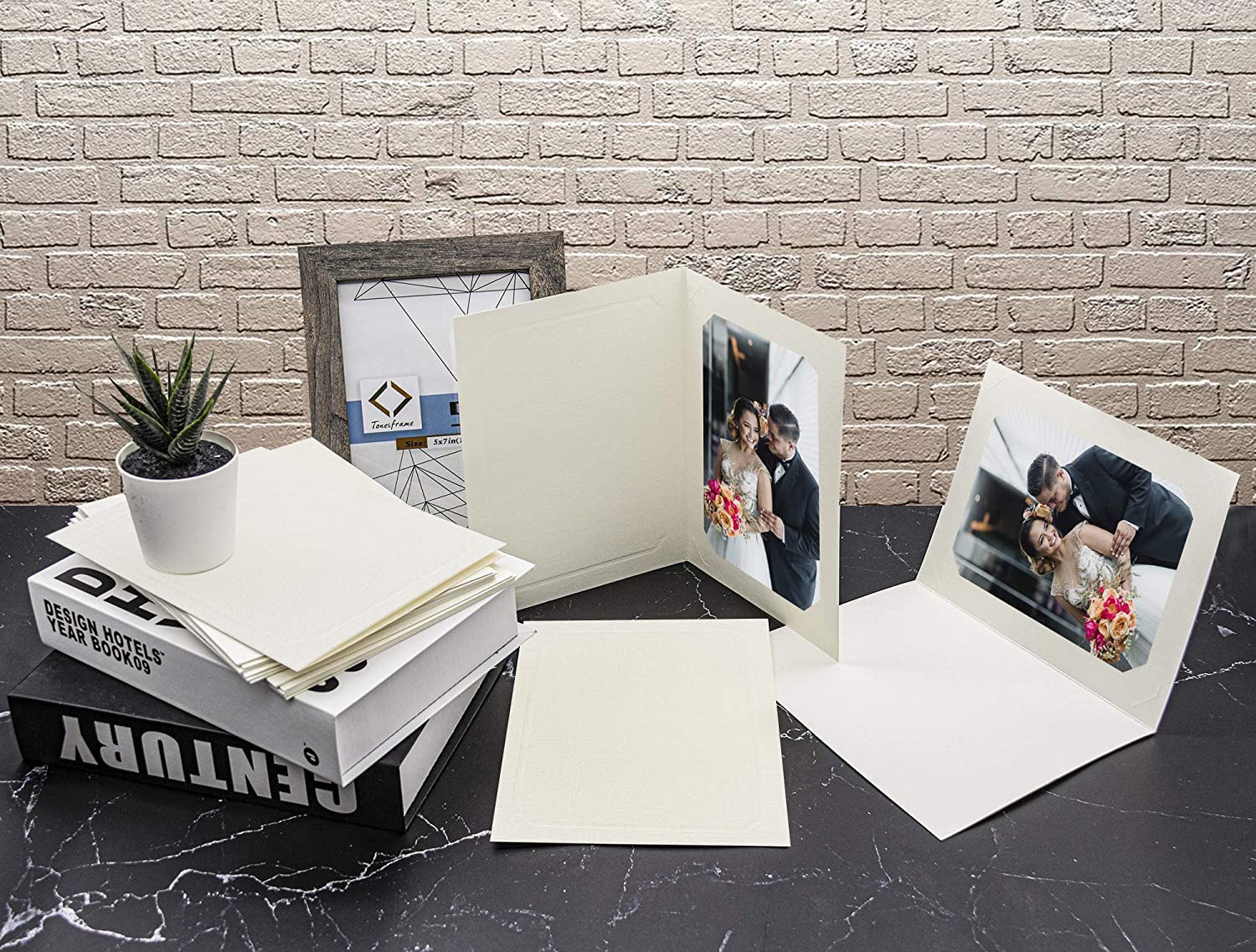 Golden State Art 100-Pack 4x6 or 5x7 Photo Folders | Cardboard Picture Frames & Paper Frame Cards for Greetings & Invitations | Perfect for Graduation, Christmas, Wedding (Ivory) | Display Memories in Style at Home or Office