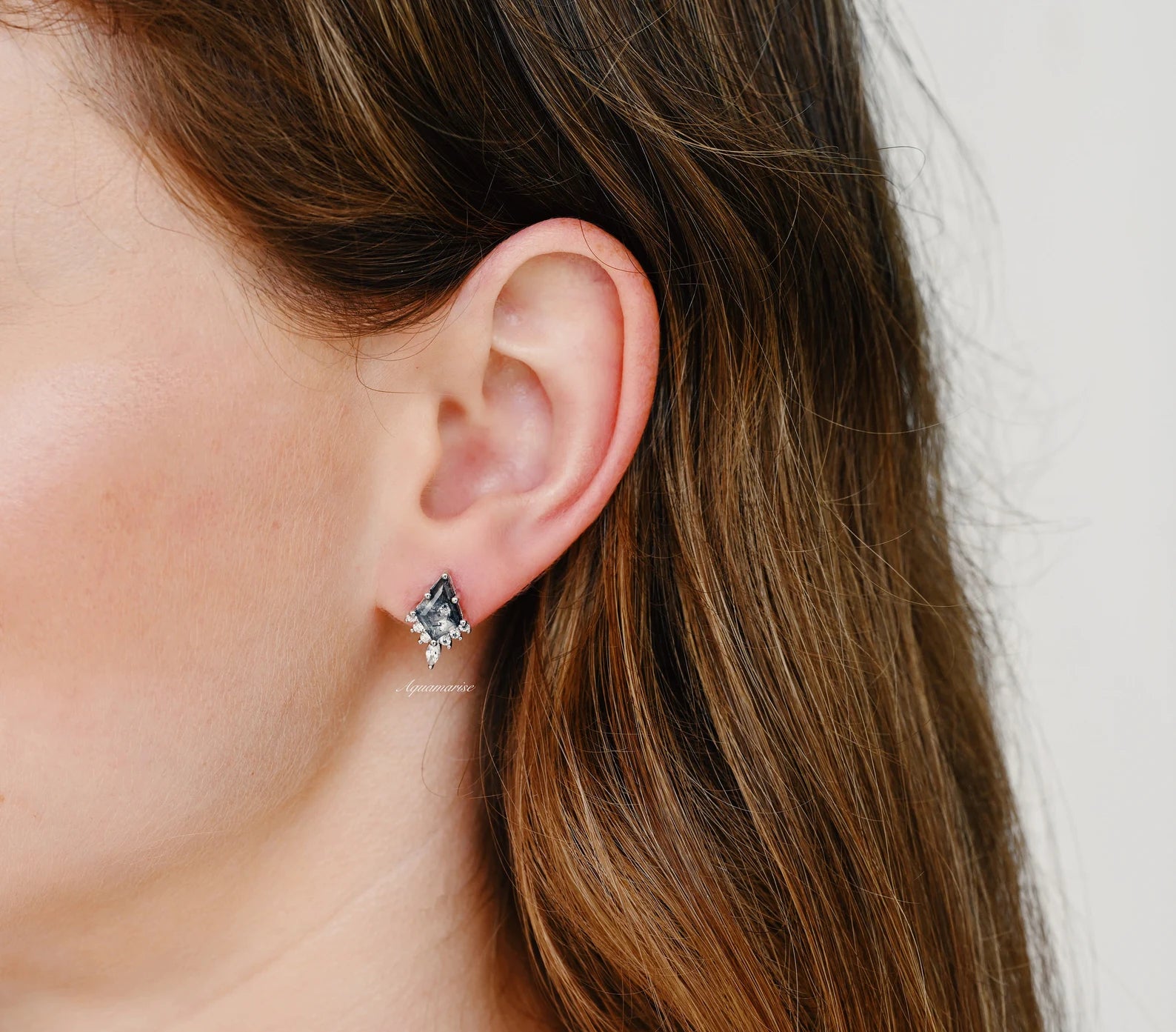 Skye Kite™ Galaxy Raw Salt & Pepper Diamond Stud Earrings - 925 Sterling Silver Herkimer Diamond Jewelry for Women - Perfect for Everyday Wear, Gifts & Special Occasions