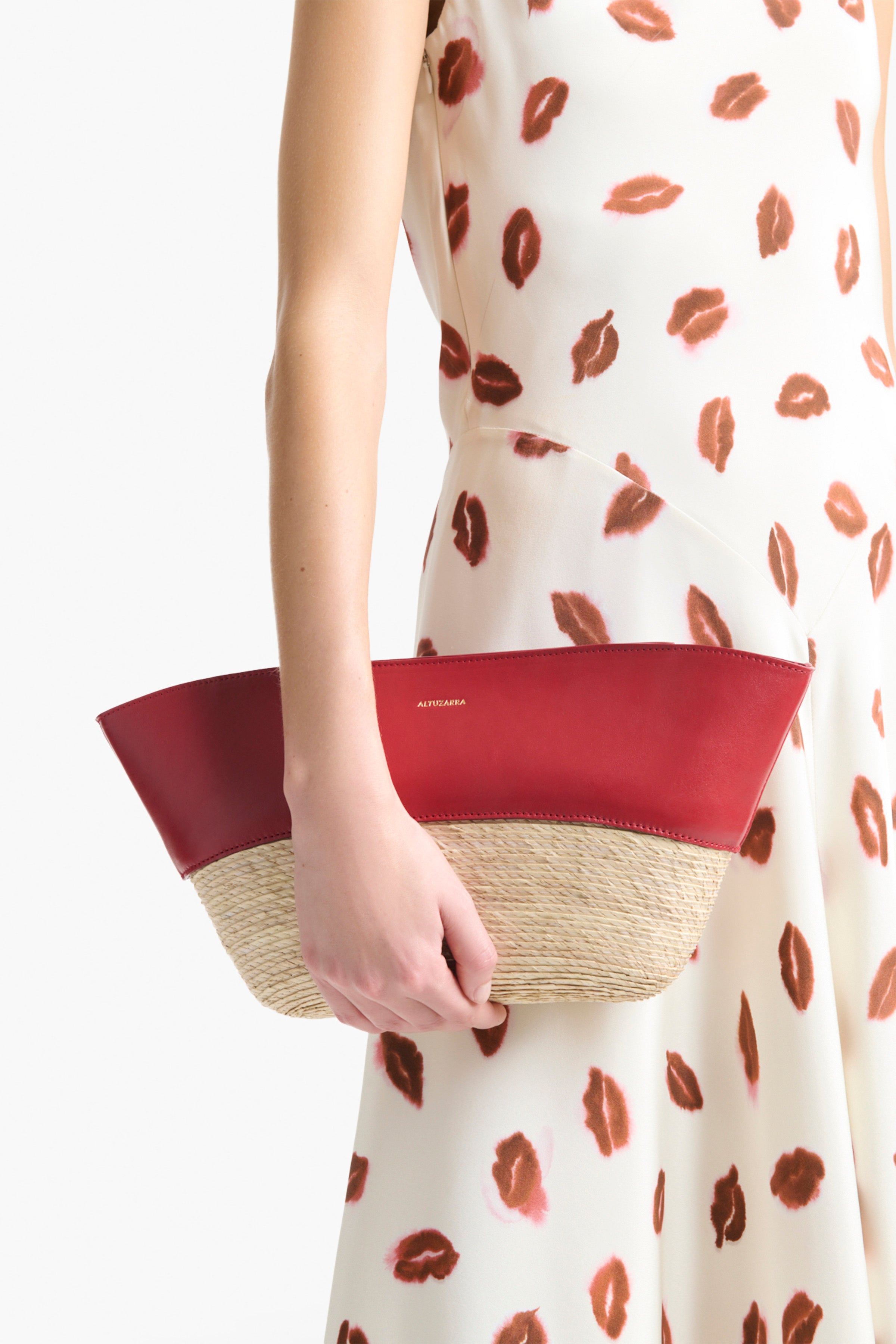 Scarlet Woven Basket Clutch Purse for Women - Elegant Handbag for Parties, Weddings & Evening Events | Fashionable Crossbody or Shoulder Bag
