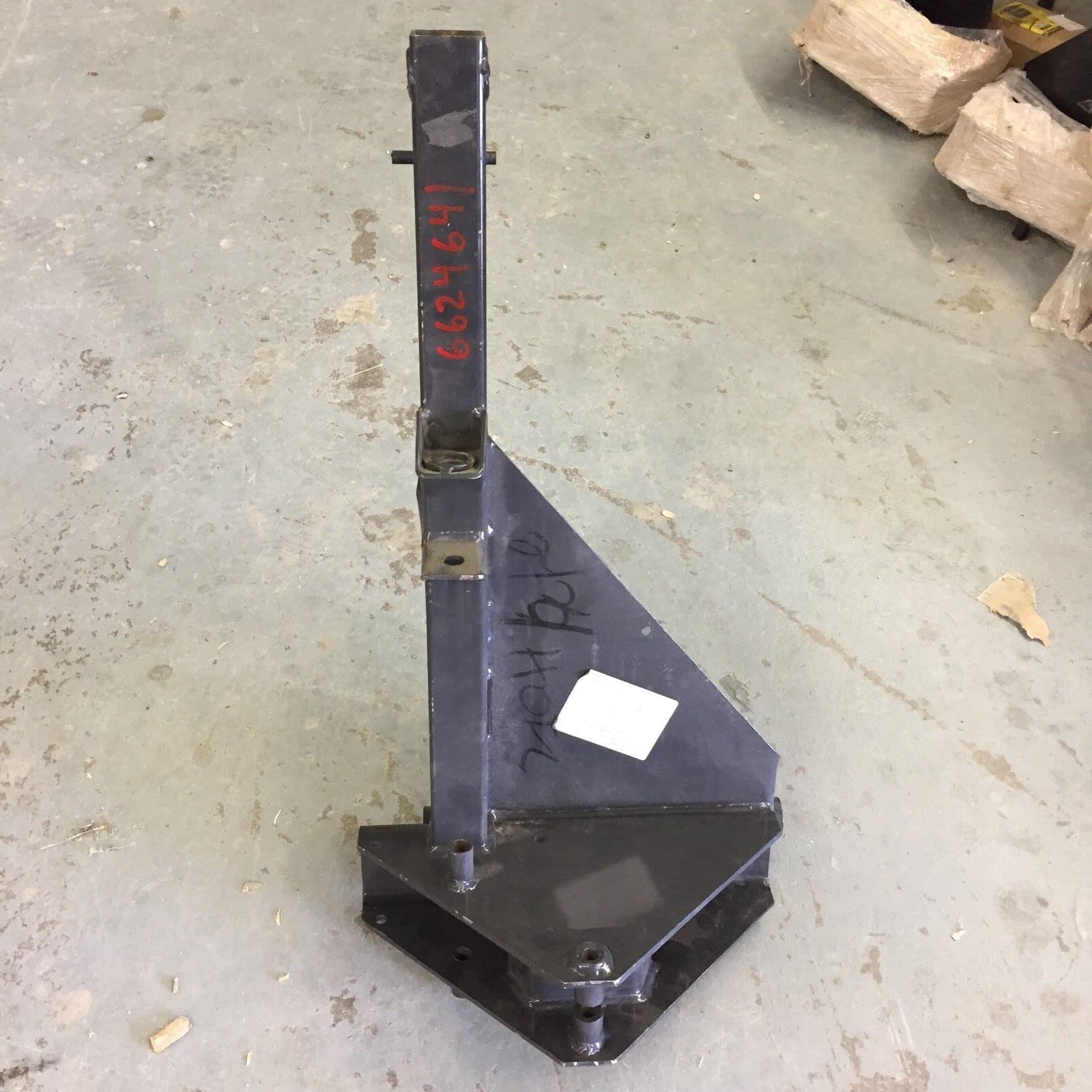 AGCO 6624641 Main Boom Right Hand Hinge - Replacement Part for Tractors & Heavy Equipment - Durable Construction for Farming & Construction Use