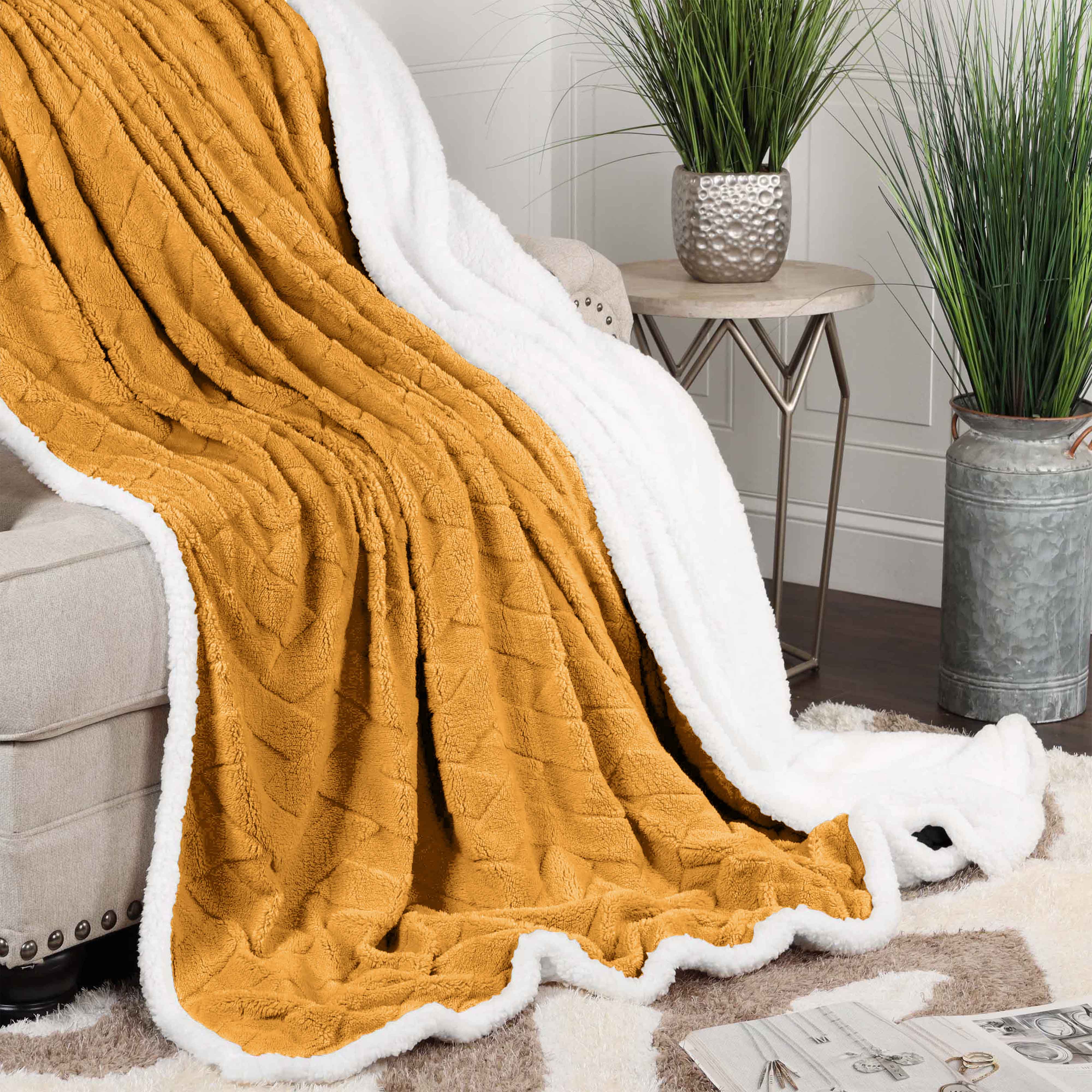 Nuuk Reversible Jacquard Lattice Plush Sherpa Fleece Blanket - Soft Cozy Throw for Couch, Bed & Travel - Perfect for Winter Nights, Camping & Home Decor