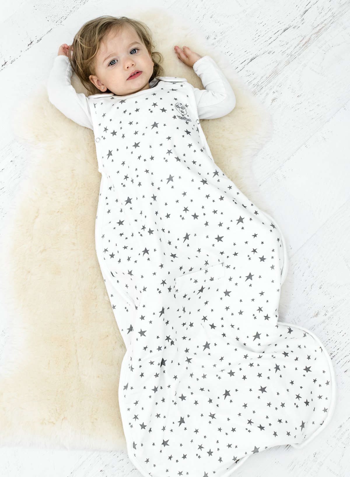 Woolino 4 Season Baby Sleep Sack - Organic Merino Wool & Cotton Adjustable Sleeping Bag with Two-Way Zipper (2-24 Months) - Stars White | Perfect for Nursery, Daycare & Travel