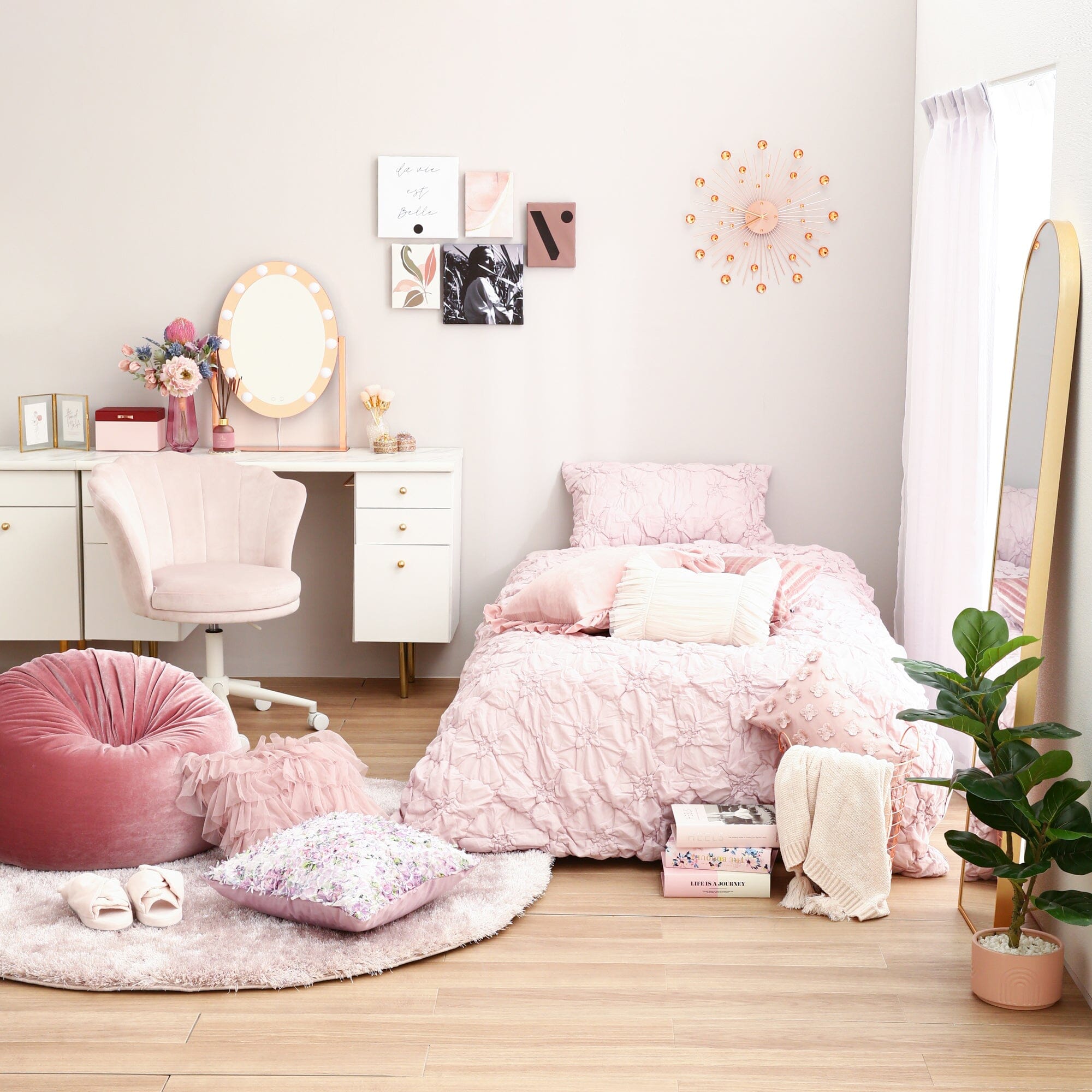Soft Pink Memory Foam Round Rug - 59