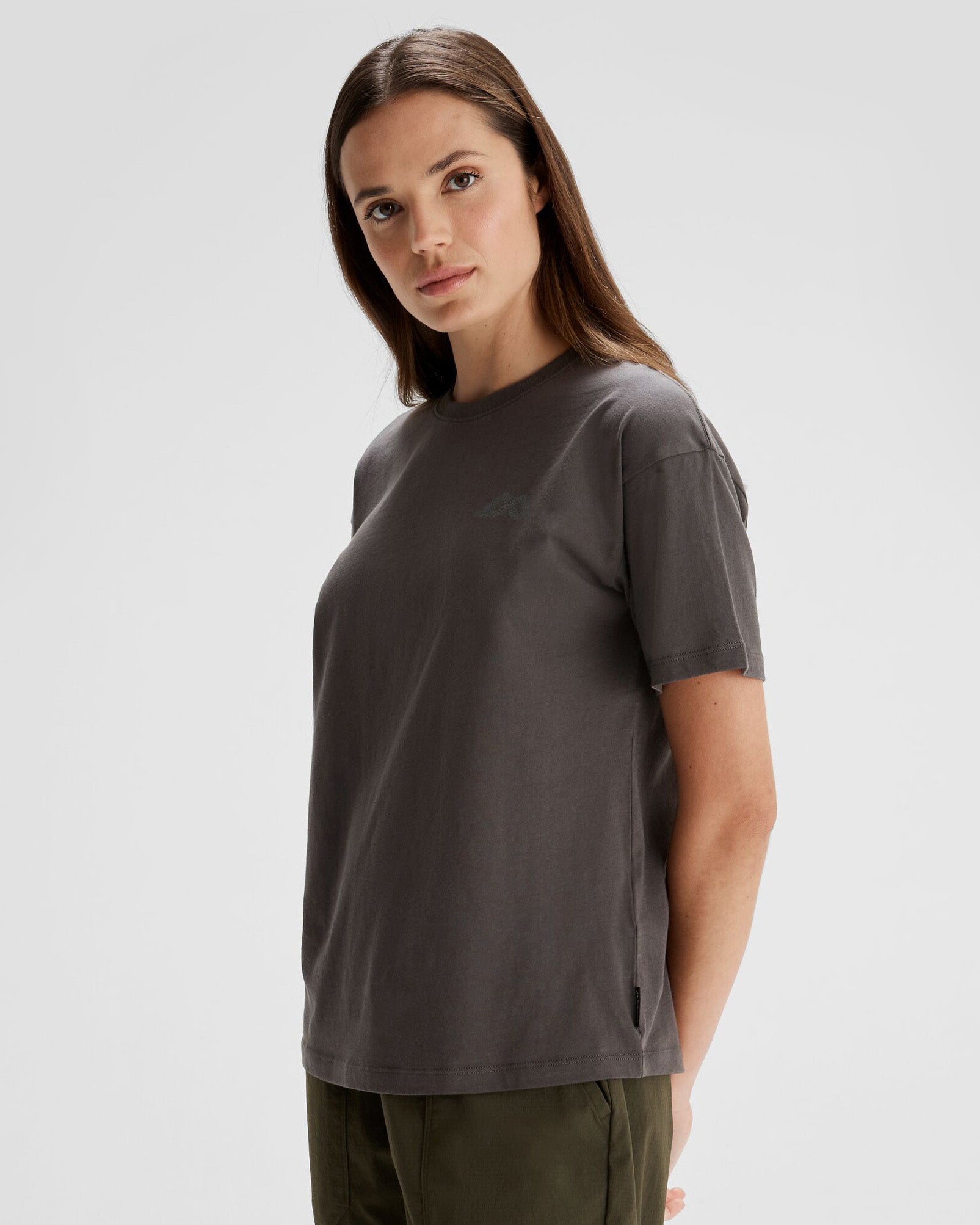 Simon Beck Women's Organic Cotton T-Shirt | Soft & Breathable Metal Print Tee | Perfect for Casual Wear, Workouts & Everyday Outfits
