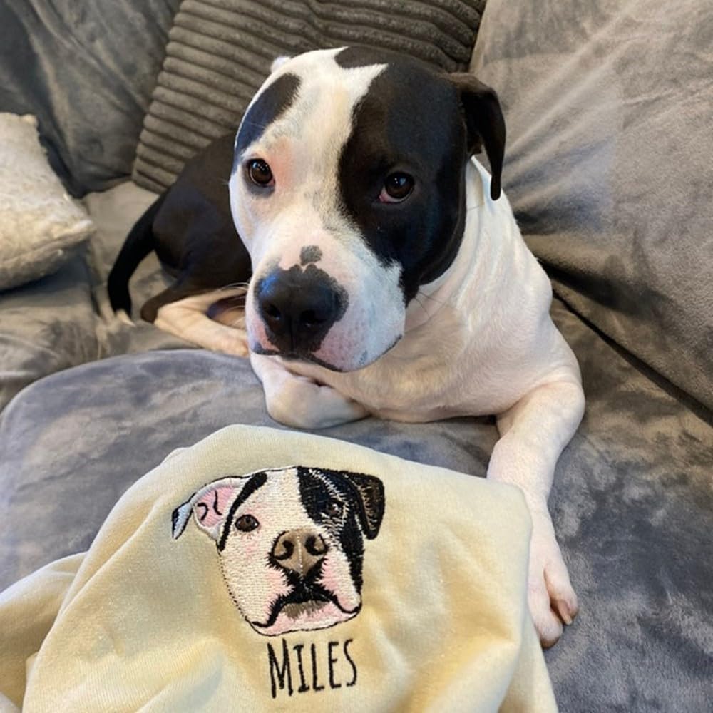 Custom Embroidered Dog Mom Sweatshirt - Personalized Pet Photo Hoodie for Women | Dog Lover Gift for Birthday, Christmas | Cozy Casual Wear for Dog Walks & Pet Owners (Style 1, Size M)