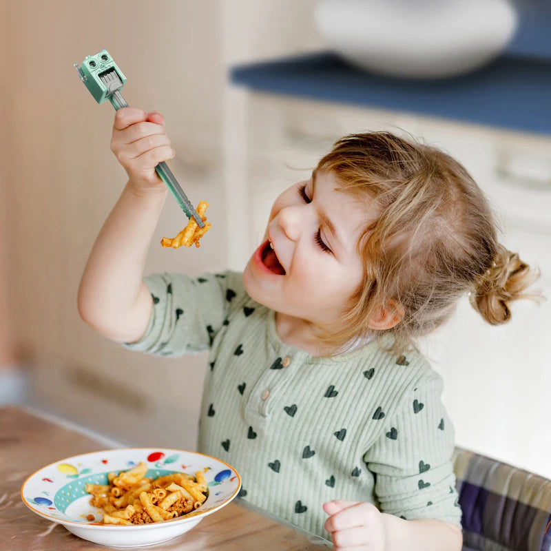 Fred Munchtime Robot Chomping Chopsticks - Fun Automatic Eating Utensils for Sushi, Noodles & Asian Cuisine - Perfect Gift for Tech Lovers & Anime Fans