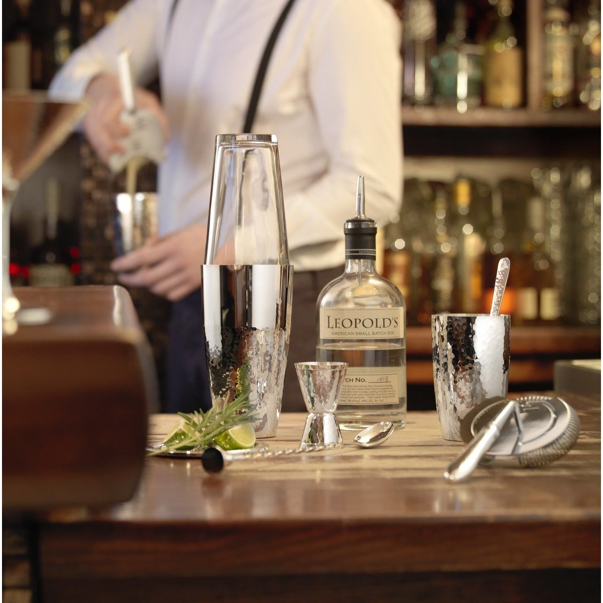 Robbe Berking Martel Jigger - Premium Stainless Steel Cocktail Mixing Tool for Bartenders - Perfect for Crafting Martinis, Old Fashioned & Classic Cocktails at Home Bars or Professional Mixology