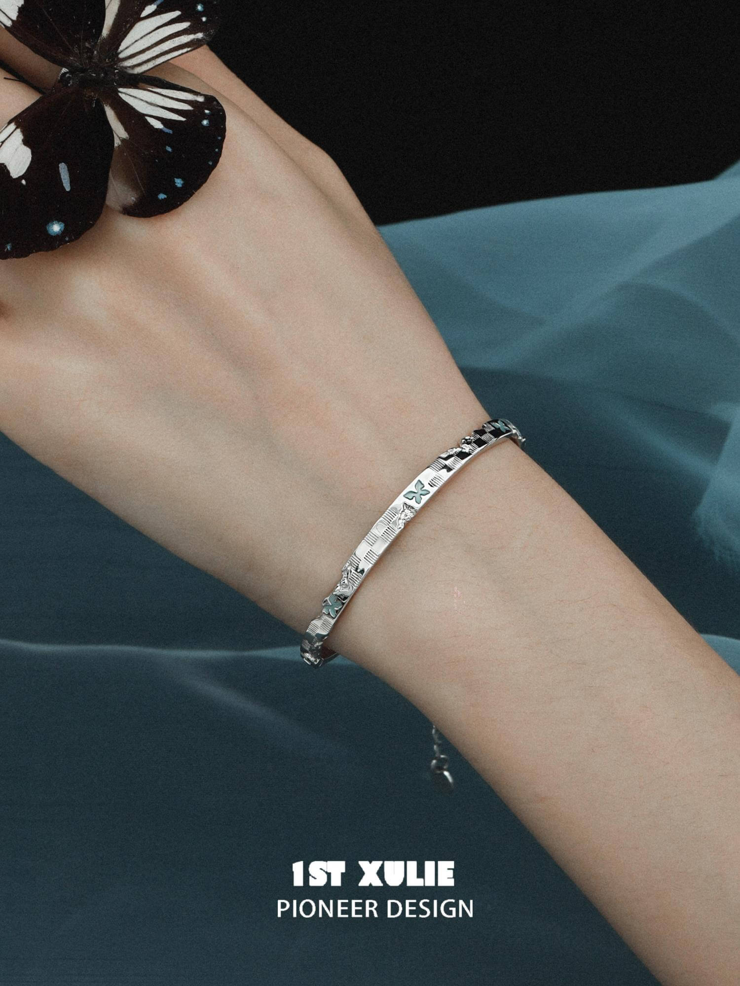 Whiterfly S925 Sterling Silver Logo Chain Bracelet for Women - Elegant & Dainty Jewelry Gift for Her - Perfect for Everyday Wear, Parties & Special Occasions