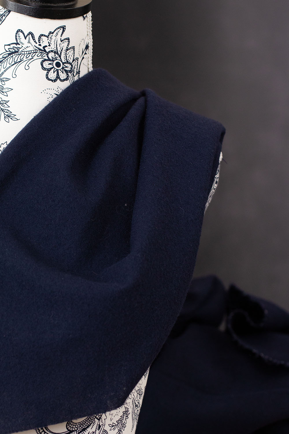 Premium Japanese Worsted Wool Gauze Fabric - Dark Blue - Ideal for Tailoring, DIY Fashion & Home Decor Projects