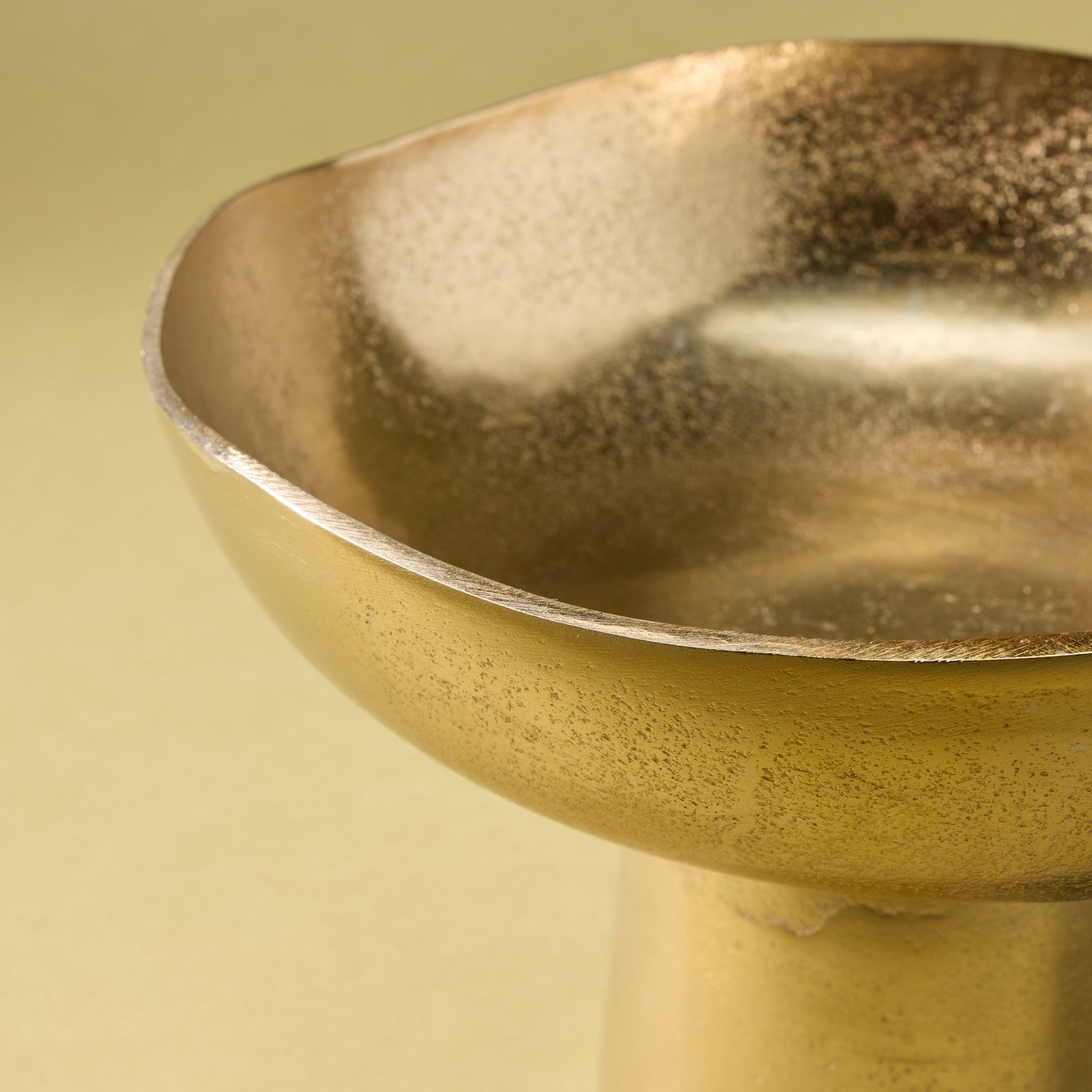 Gold Metal Footed Planter - 27cm Indoor/Outdoor Decorative Flower Pot for Home Garden, Patio & Office Decor