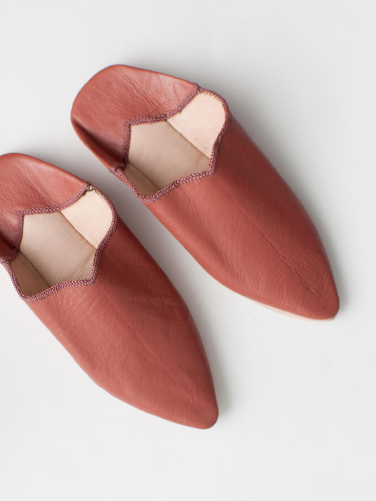 Authentic Moroccan Plain Pointed Babouche Slippers - Comfortable Leather House Shoes in Terracotta Color | Perfect for Home, Lounge & Cultural Fashion