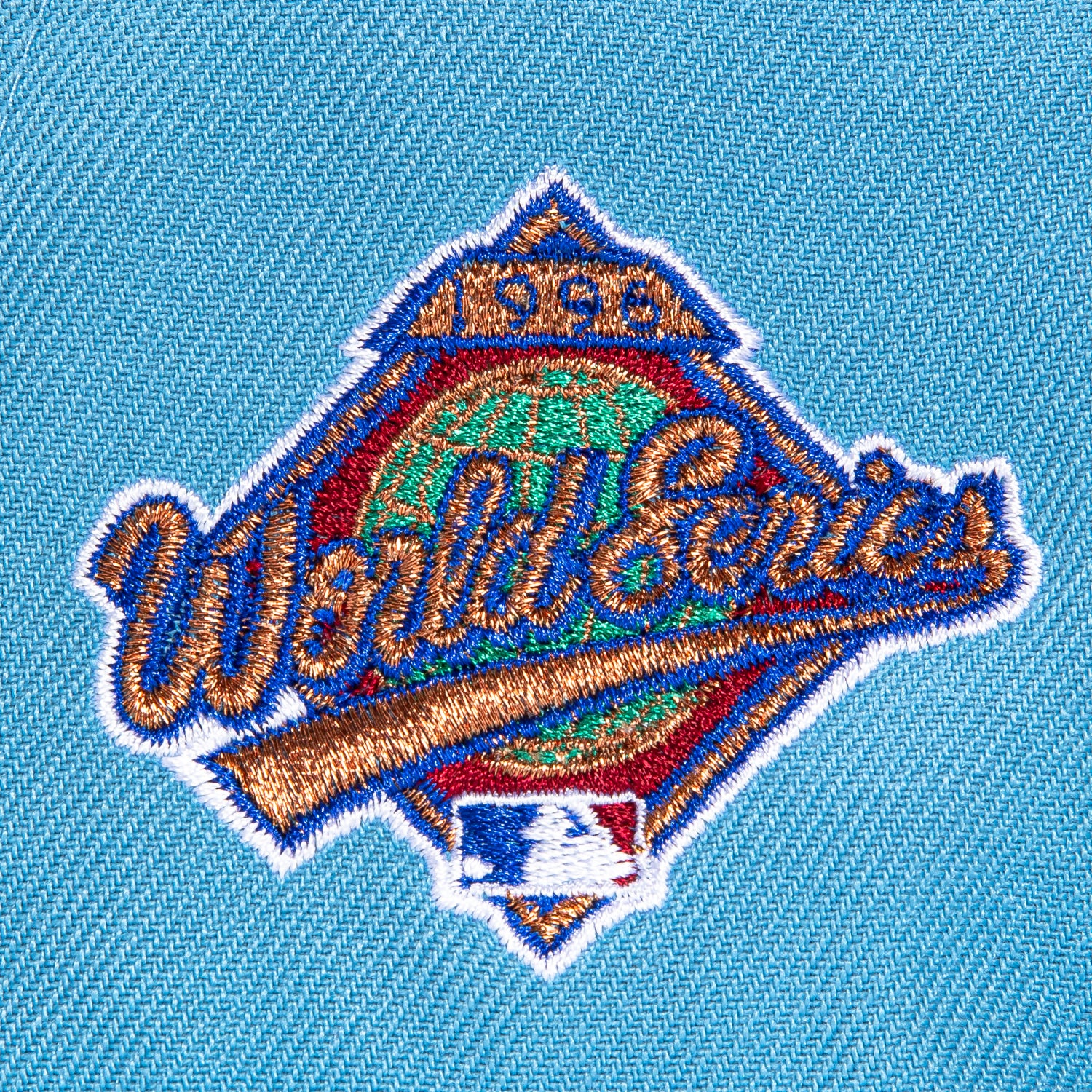 New Era 59Fifty New York Yankees 1996 World Series Patch Snapback Hat - Light Blue & White - Perfect for Baseball Games, Fan Collections, and Streetwear Fashion
