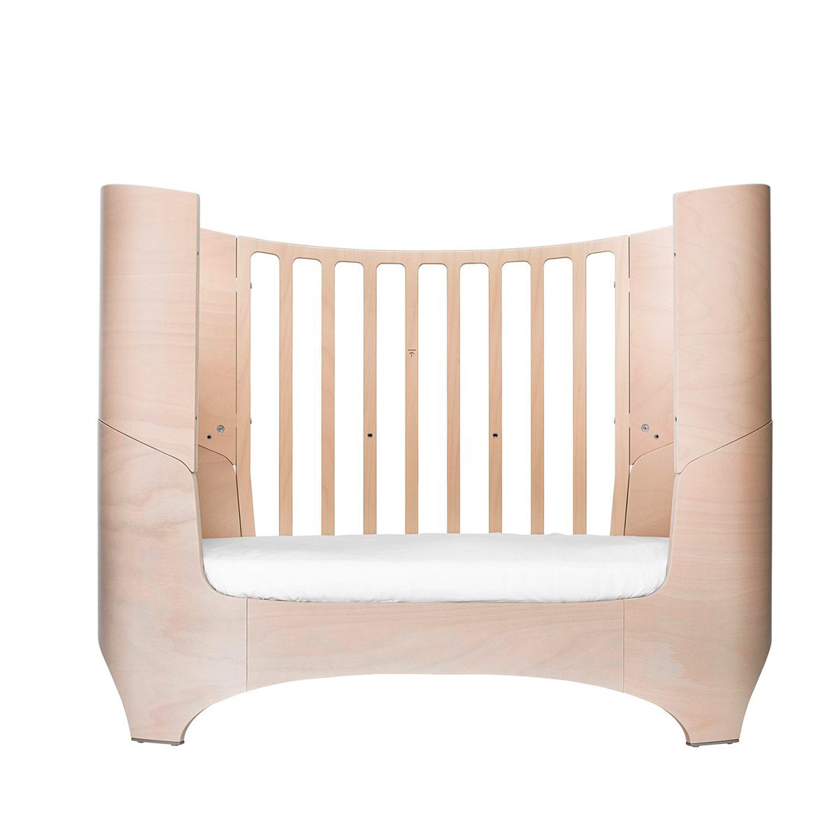 LEANDER Classic Wooden Cot - Whitewash Finish - Premium Baby Crib for Nursery & Bedroom - Safe & Stylish Infant Bed for Newborns to Toddlers
