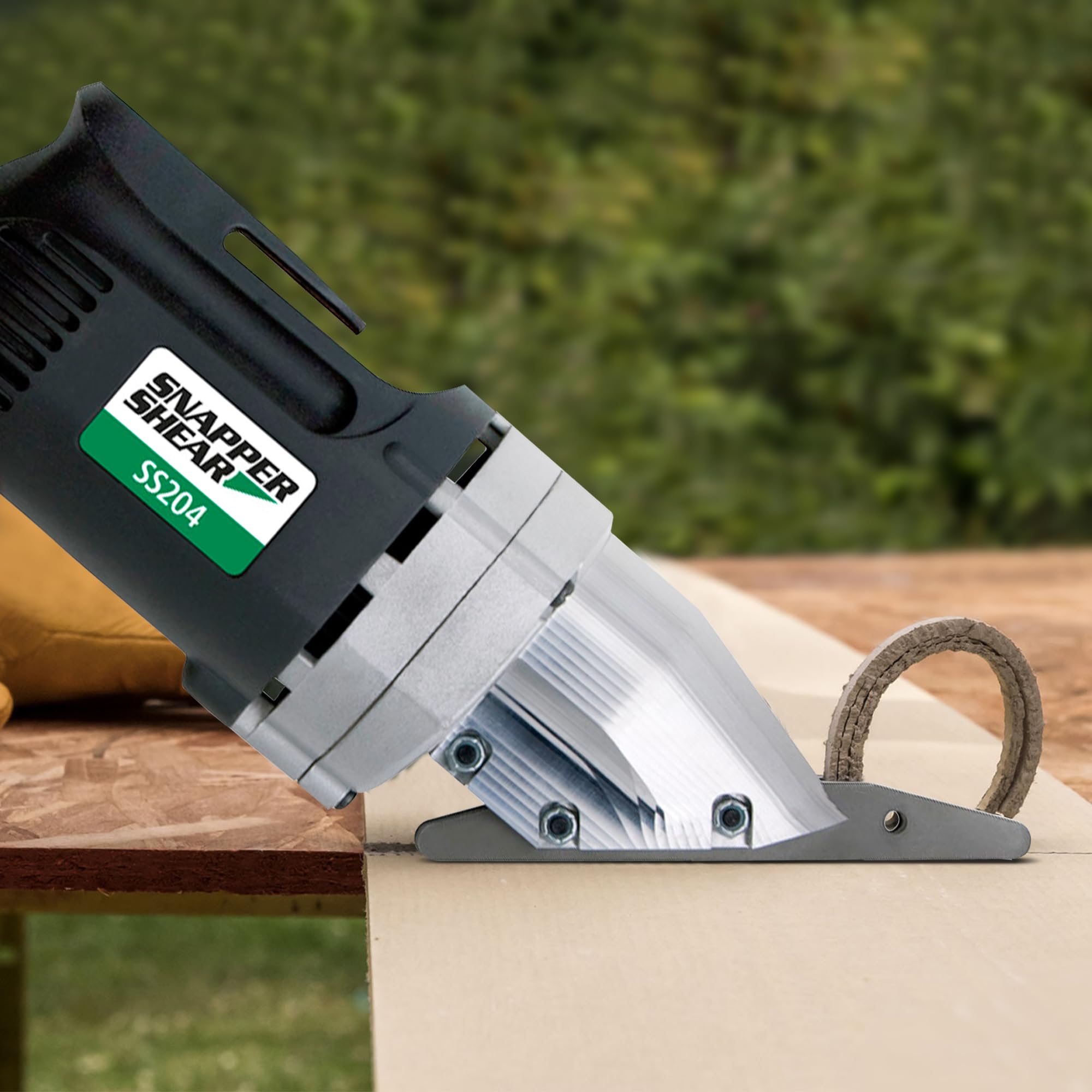 PacTool SS204 Snapper Shear - Professional Fiber Cement Siding Power Cutter - Heavy Duty Construction Tool for Roofing, Siding & Remodeling Projects