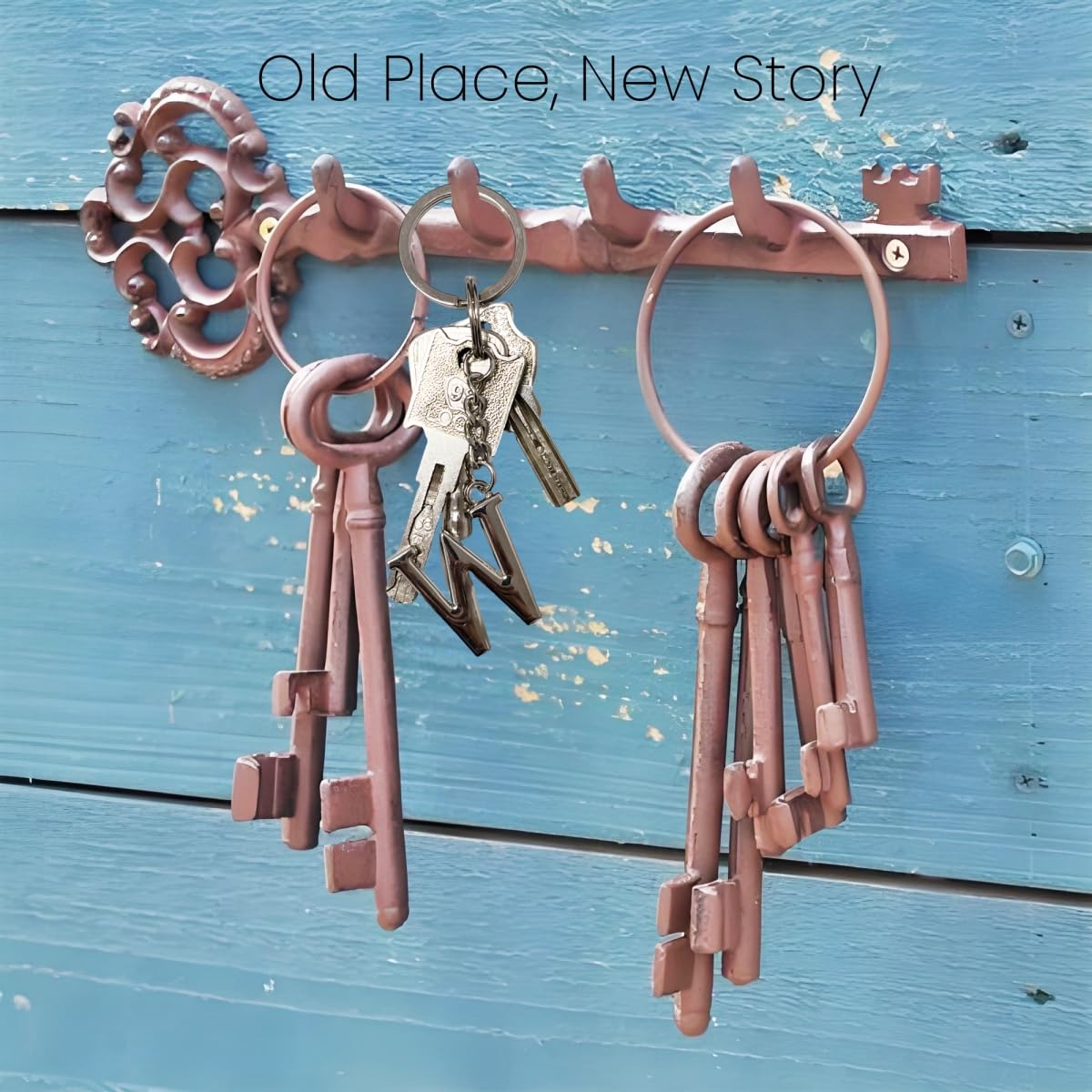 Custom A-Z Letter Keychain - Personalized DIY Key Ring for Keys, Gifts & Backpacks | Cool Little Present for Friends, Family & Coworkers | Perfect for Everyday Use, Party Favors & Special Occasions