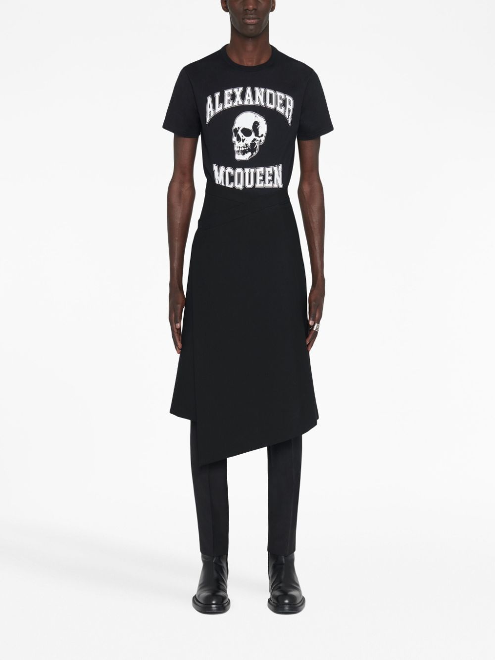 Alexander McQueen Men's Black T-Shirts & Polo Shirts - Stylish Casual & Business Wear for Everyday Outfits