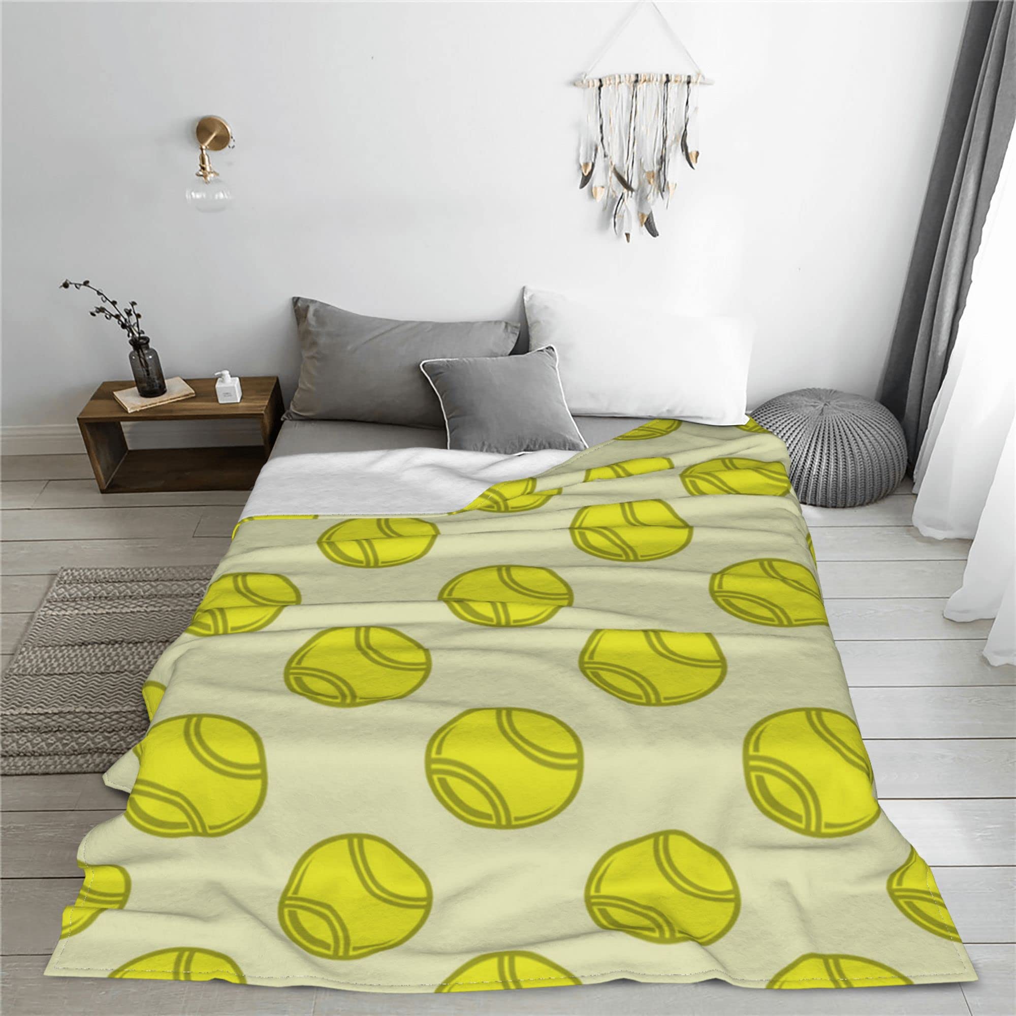 Soft Flannel Fleece Blanket - Queen & King Size Plush Throw for Couch, Sofa & Bed | All-Season Cozy Blanket in Softball Yellow | Perfect for Lounging, Movie Nights & Winter Warmth