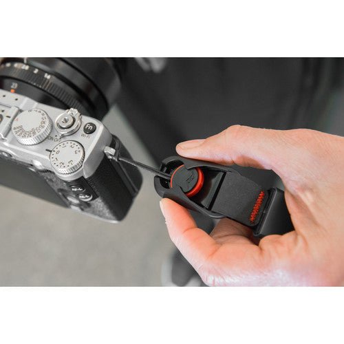 Peak Design Cuff Camera Wrist Strap (Black) - Secure & Comfortable DSLR/Mirrorless Camera Wrist Strap for Photographers - Perfect for Travel, Hiking & Outdoor Photography
