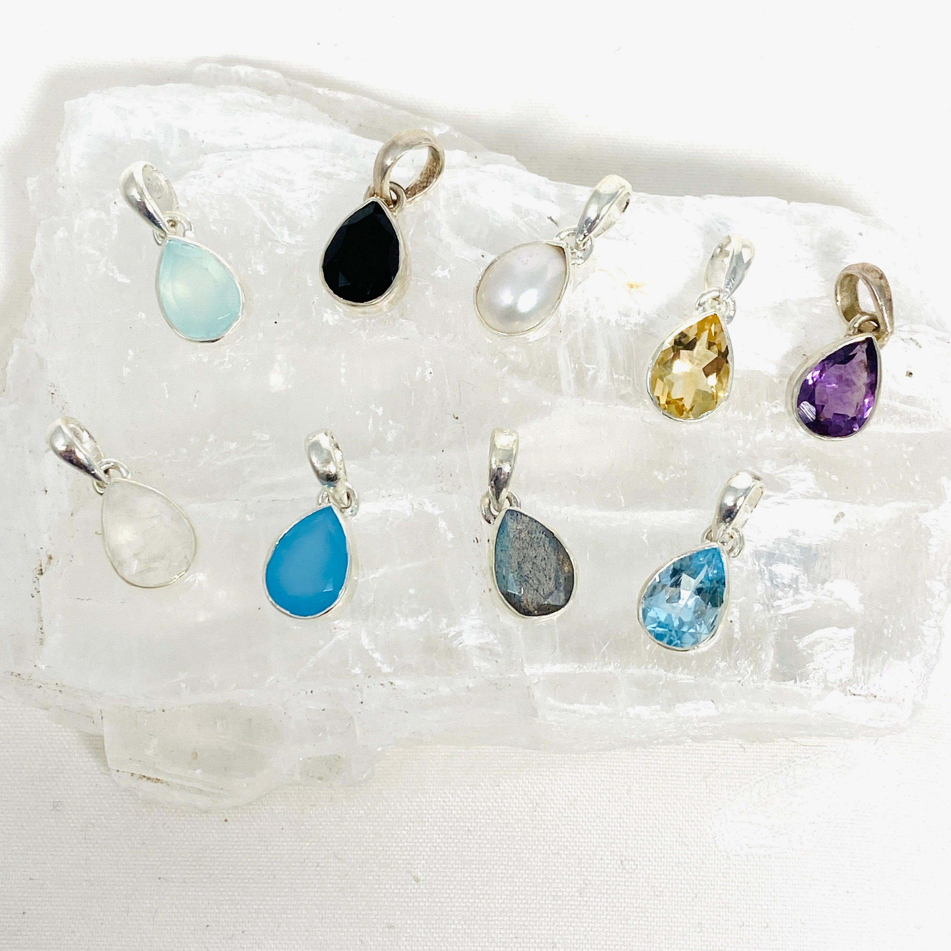 Elegant Petite Teardrop Faceted Pendant Necklace G2126T - Perfect for Daily Wear, Date Nights & Special Occasions
