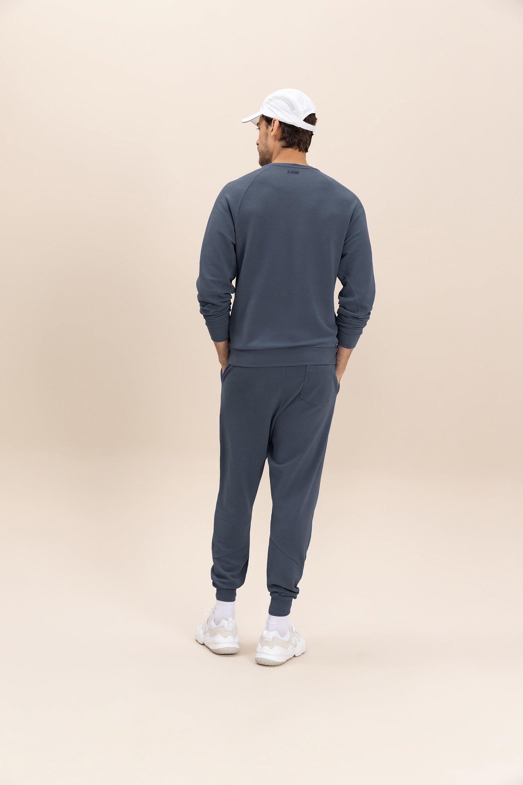 Vintage Washed Men's Sweatshirt - Soft Cotton Pullover Hoodie for Casual Wear, Outdoor Activities & Street Style Fashion