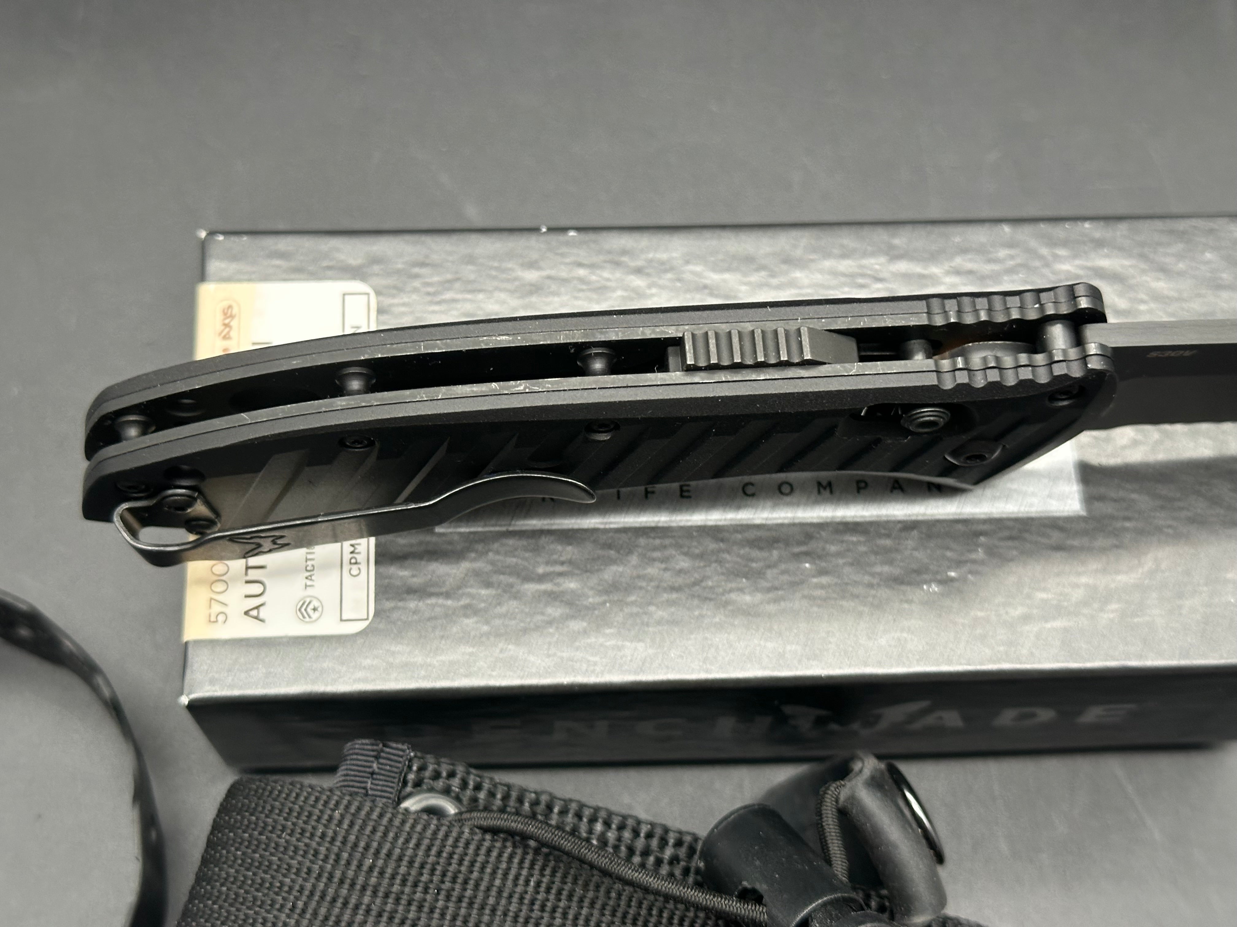 Benchmade 5700SBK Auto Presidio II Automatic Knife - 3.7