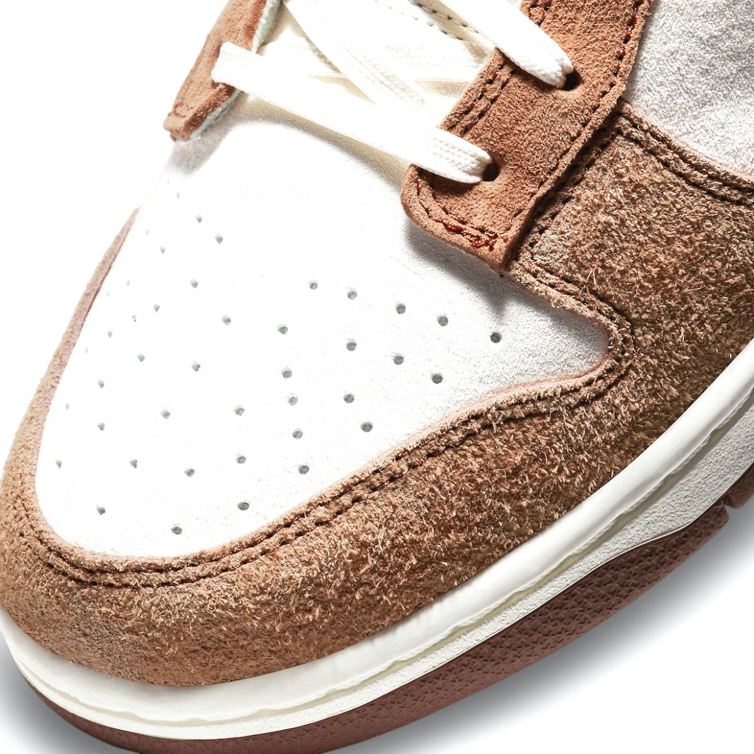 Men's Nike Dunk Low Medium Curry Sneakers - Stylish & Comfortable for Casual Wear, Street Fashion & Everyday Outfits