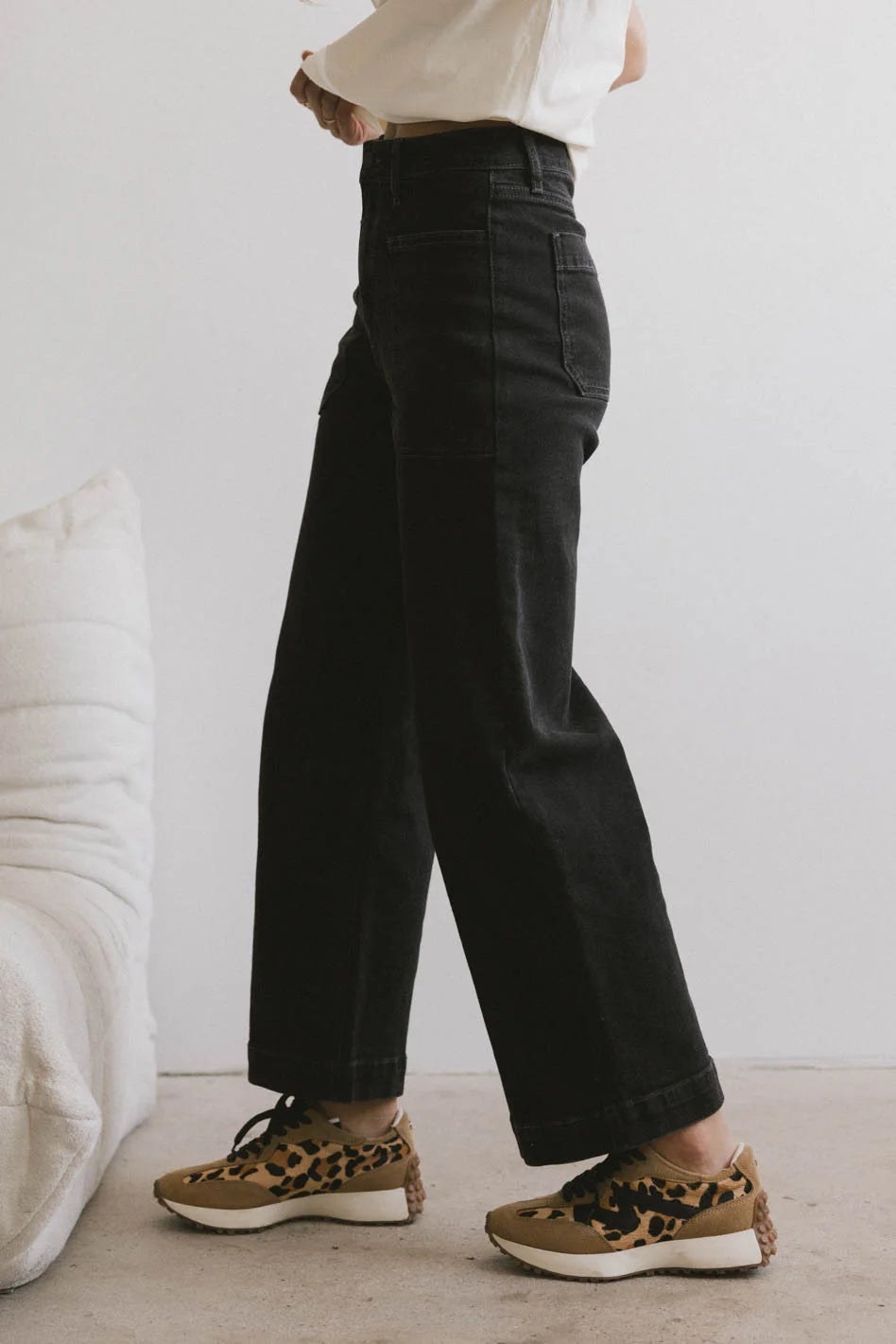 Leila Women's High Waist Wide Leg Jeans - Black Denim Pants for Casual & Office Wear | Comfortable Stretch Fabric