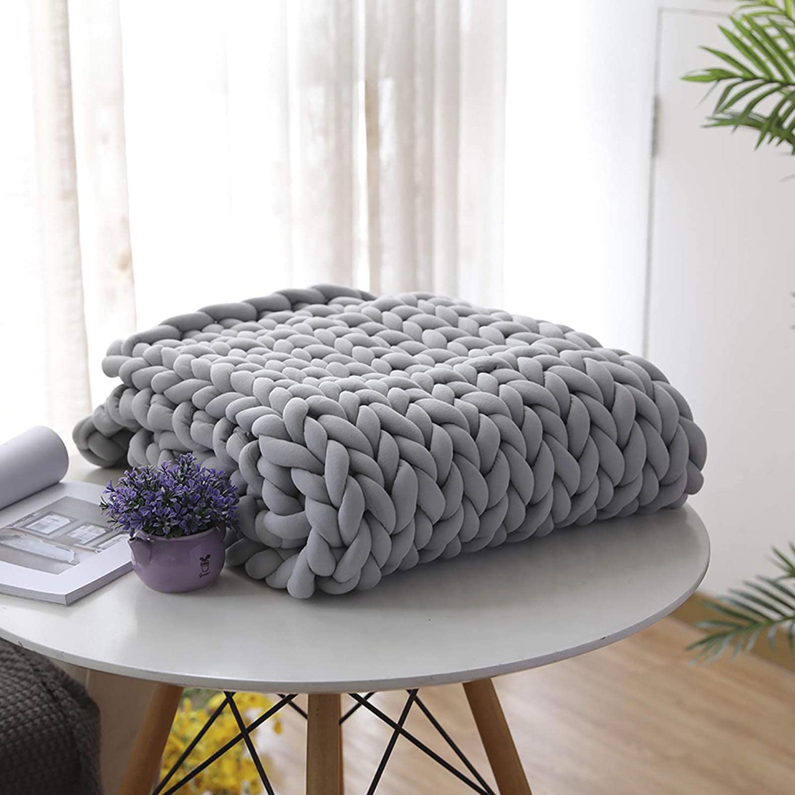 Chunky Knit Blanket - Handmade Super Soft Large Throw Blanket (130x170cm) - Machine Washable Heavy Knit Blanket for Sofa, Bed, Chair & Pet - Boho Home Decor & Yoga Mat Cover - Gray
