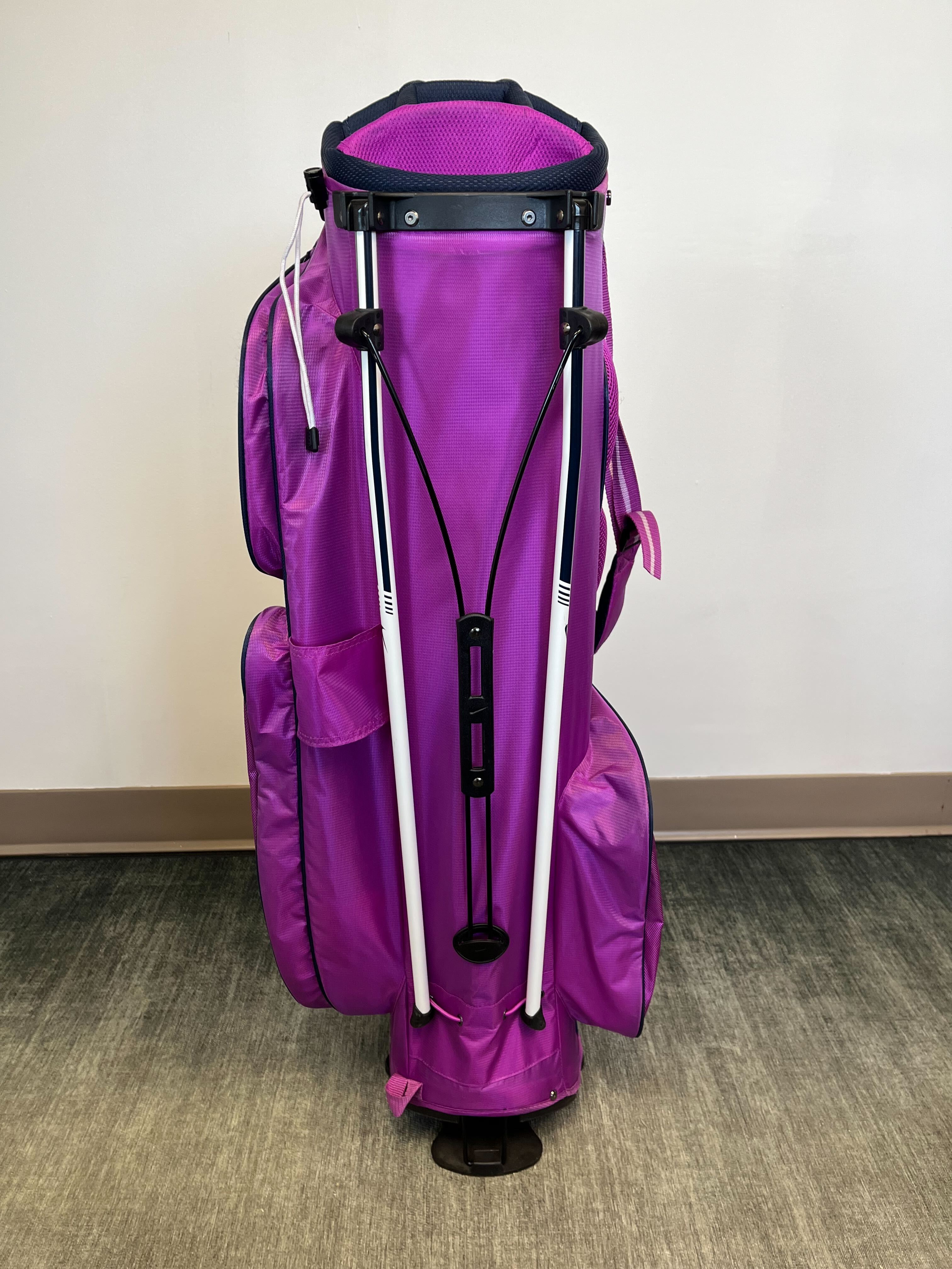 Nike Golf Extreme Sport Carry Bag Purple/White - Lightweight Golf Stand Bag with Adjustable Strap & Waterproof Rain Cover - Perfect for Golfers, Travel & Outdoor Sports