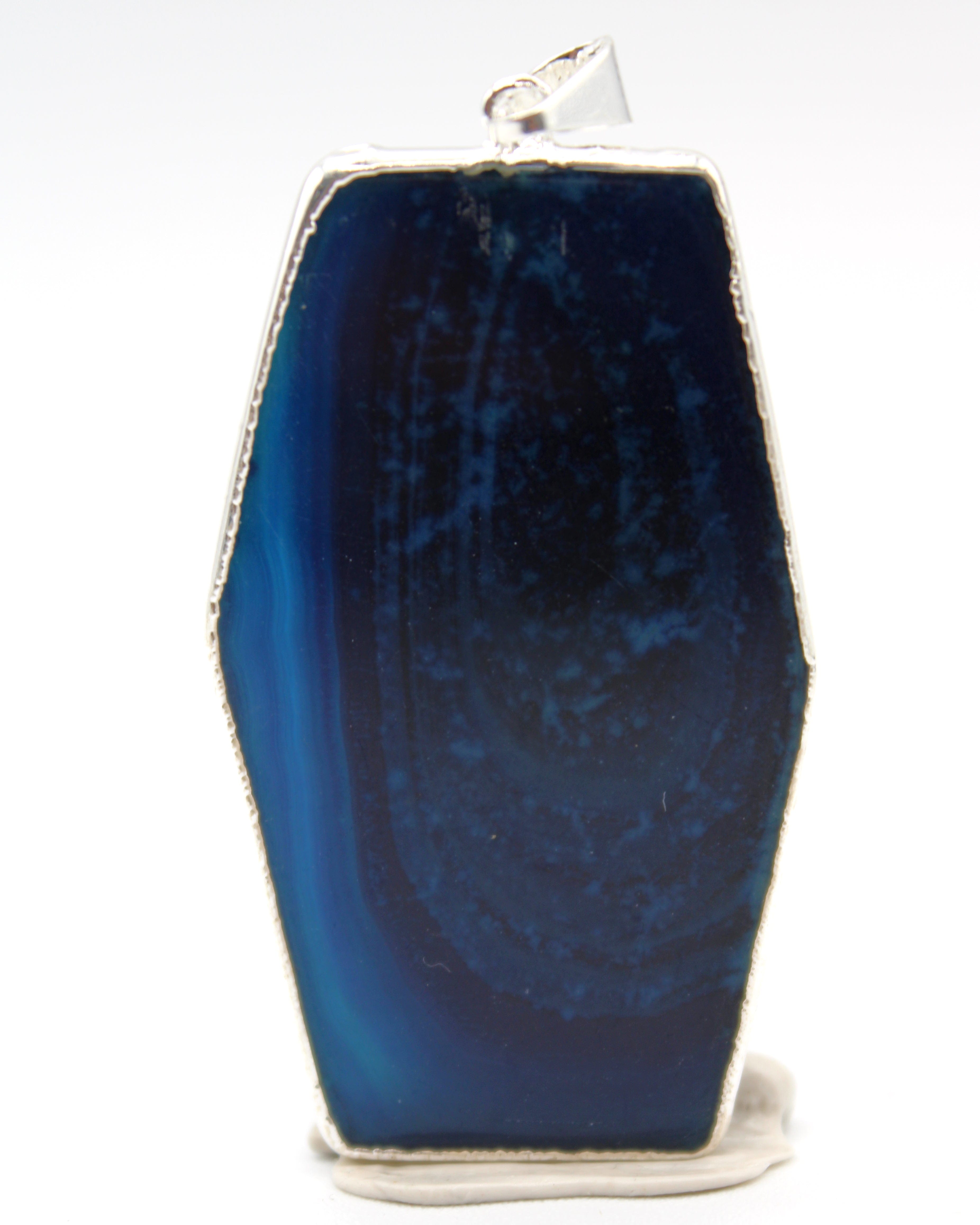 Gothic Coffin Shaped Agate Slice Pendant Necklace - Natural Stone Jewelry for Men & Women - Perfect for Halloween, Dark Fashion & Alternative Style