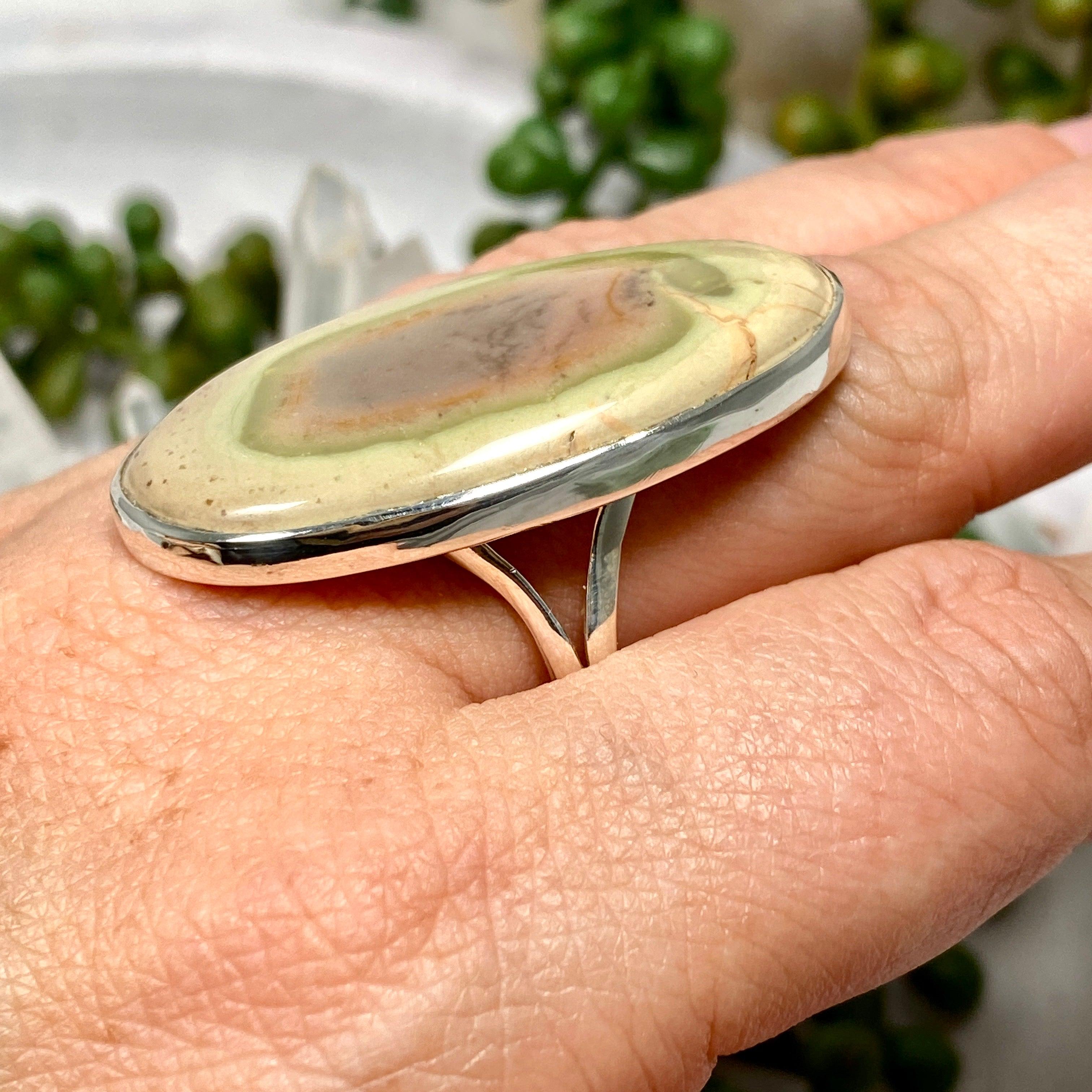 Imperial Jasper Oval Ring - Size 10 - Natural Stone Jewelry - KRGJ2462 | Perfect for Boho Fashion, Spiritual Healing & Gift Giving