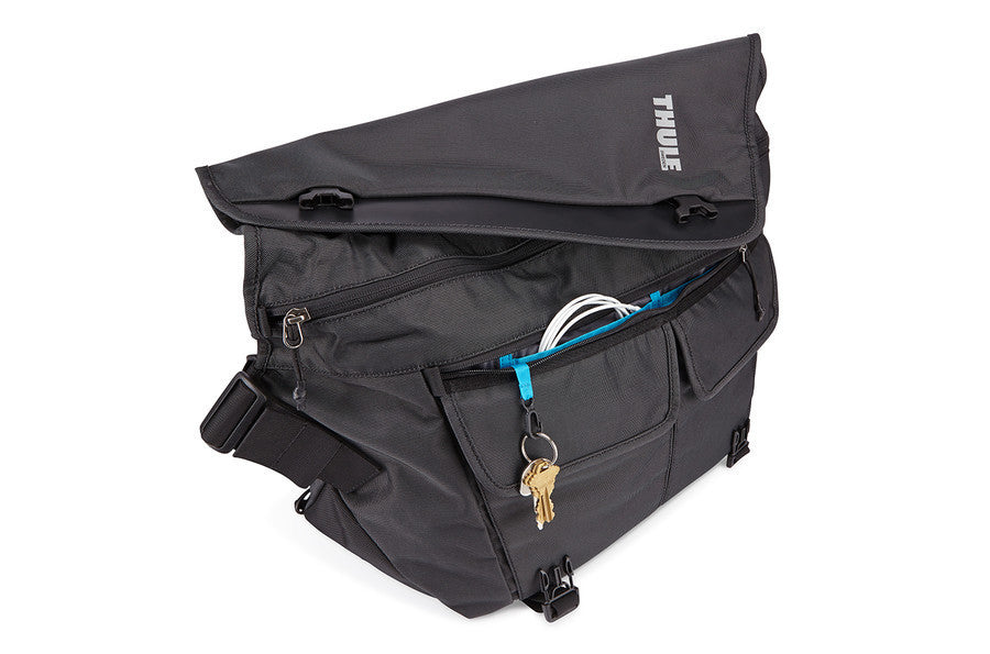 Thule Covert DSLR Camera Messenger Bag - Waterproof & Durable for Travel & Photography | Perfect for Hiking, Commuting & Urban Adventures
