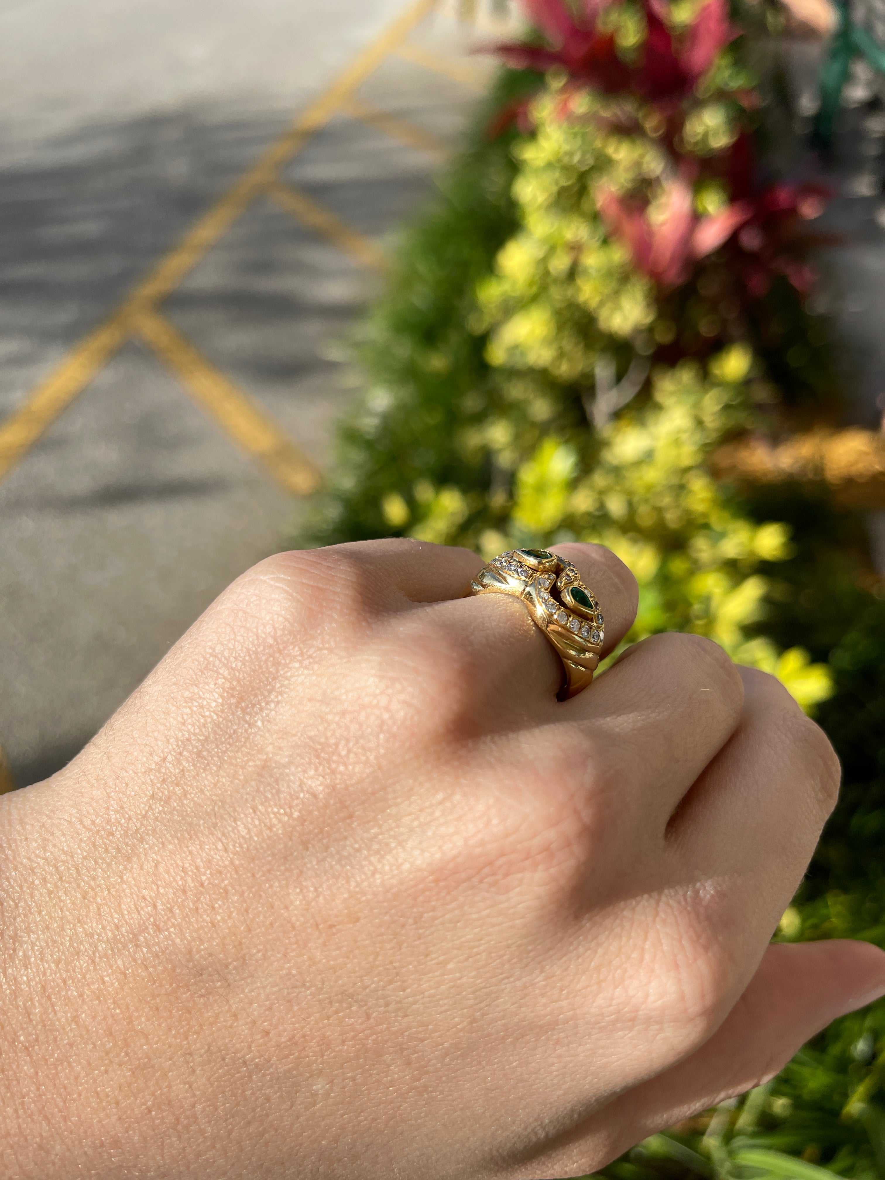 18K Gold Double Pear Colombian Emerald & Diamond Wide Band Ring - 0.70tcw Organic Emerald Wedding Ring for Women, Anniversary Gift, Bridal Jewelry (Perfect for Engagement, Proposal & Special Occasions)