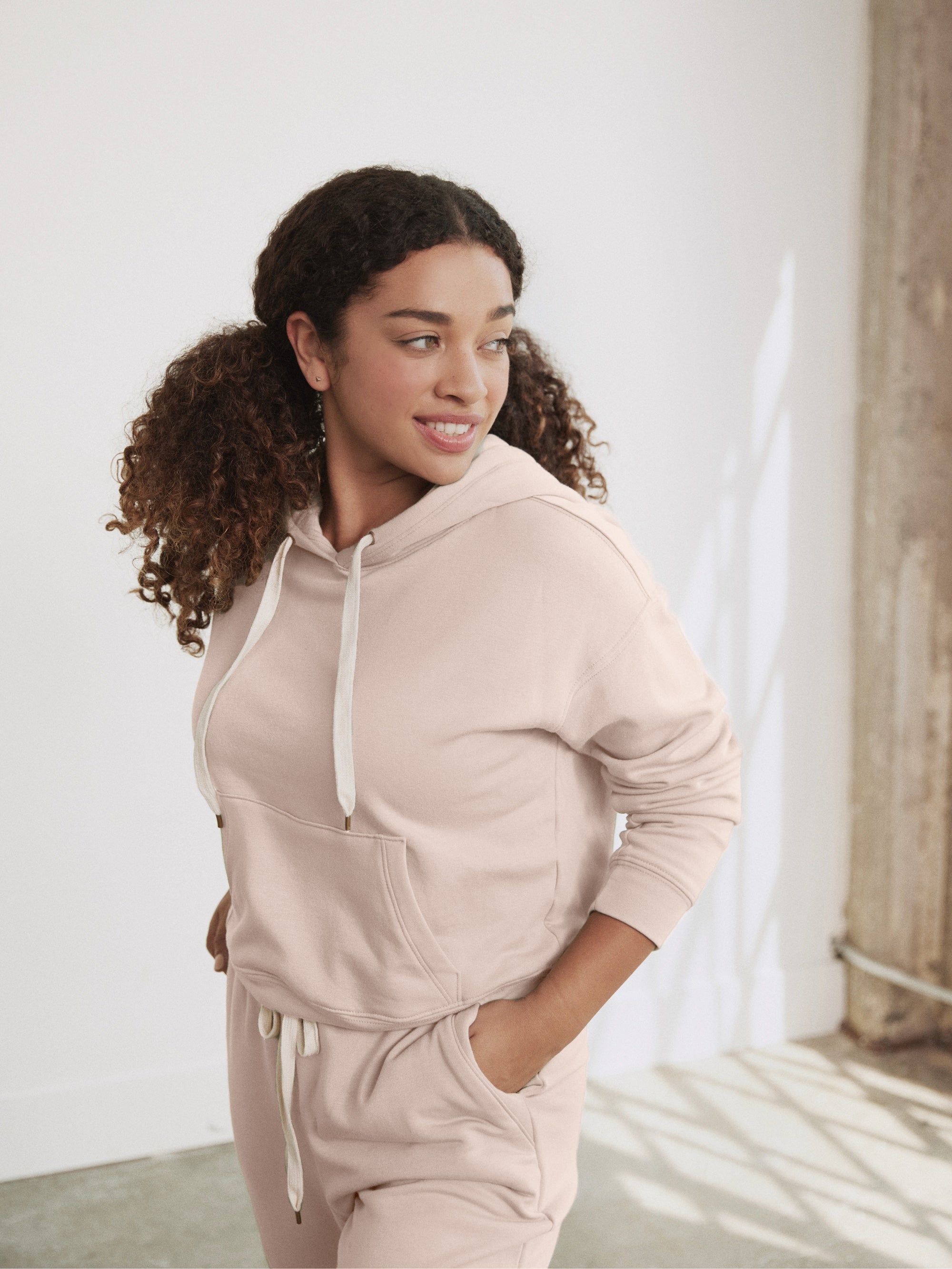 Women's Fleece Cropped Hoodie - Soft Cozy Pullover Sweatshirt for Casual Wear, Gym, Running & Outdoor Activities