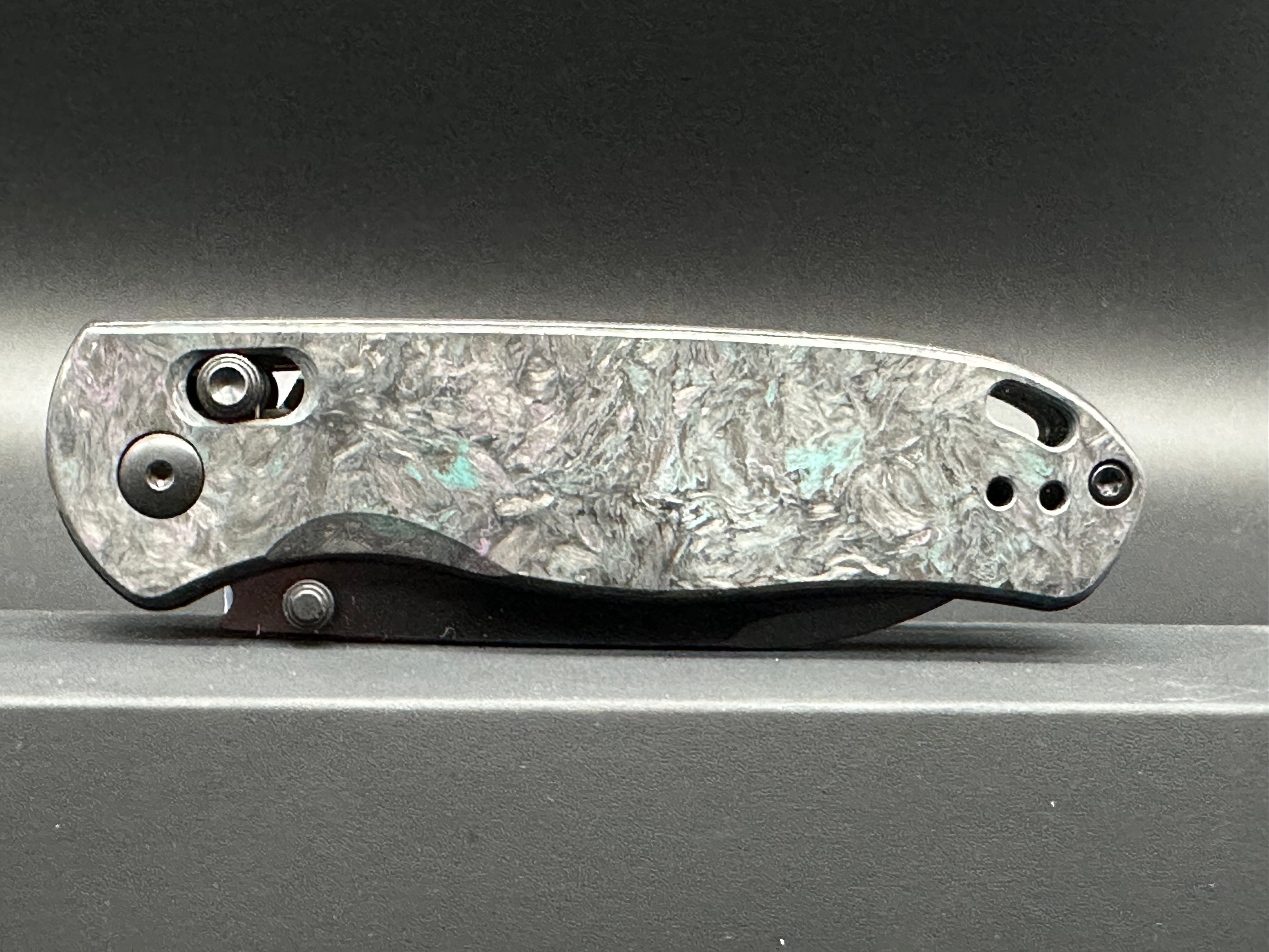 Kizer Drop Bear Folding Knife - S35VN Black Blade, Fatcarbon Handle, Clutch Lock - EDC, Outdoor, Camping & Survival Gear