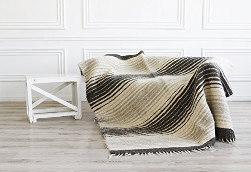 Premium White & Gray Wool Throw Blanket - Soft Fuzzy Plaid Boho Style Weighted Blanket for Living Room, Bed, Sofa - Handmade Kilim Woven Geometric Pattern Flokati Blanket - Perfect for Cozy Nights, Home Decor, and Gift Giving
