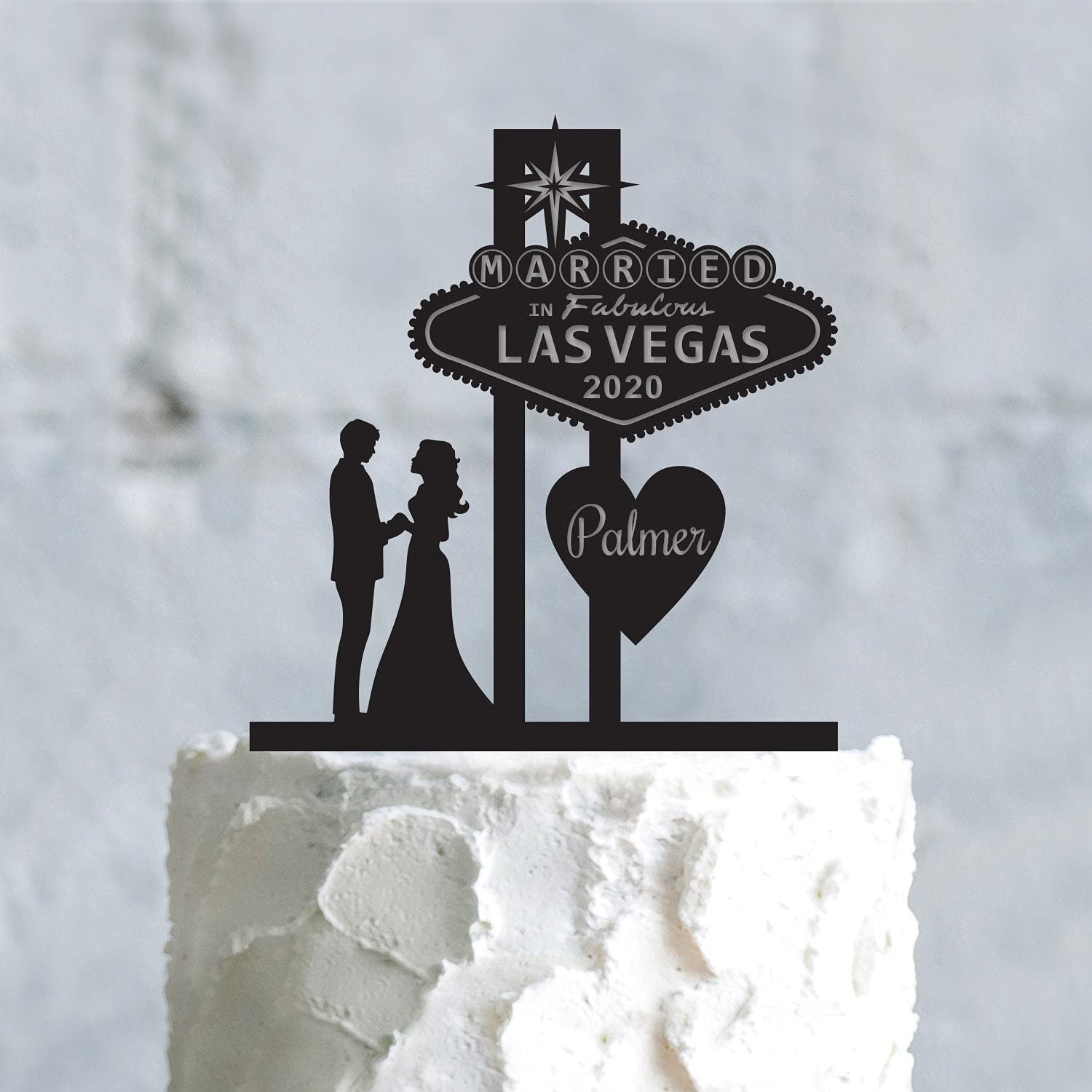 Personalized Vegas Wedding Cake Topper - Custom Bride & Groom with Casino Theme - Perfect for Vegas-Themed Weddings, Bachelorette Parties & Anniversary Celebrations
