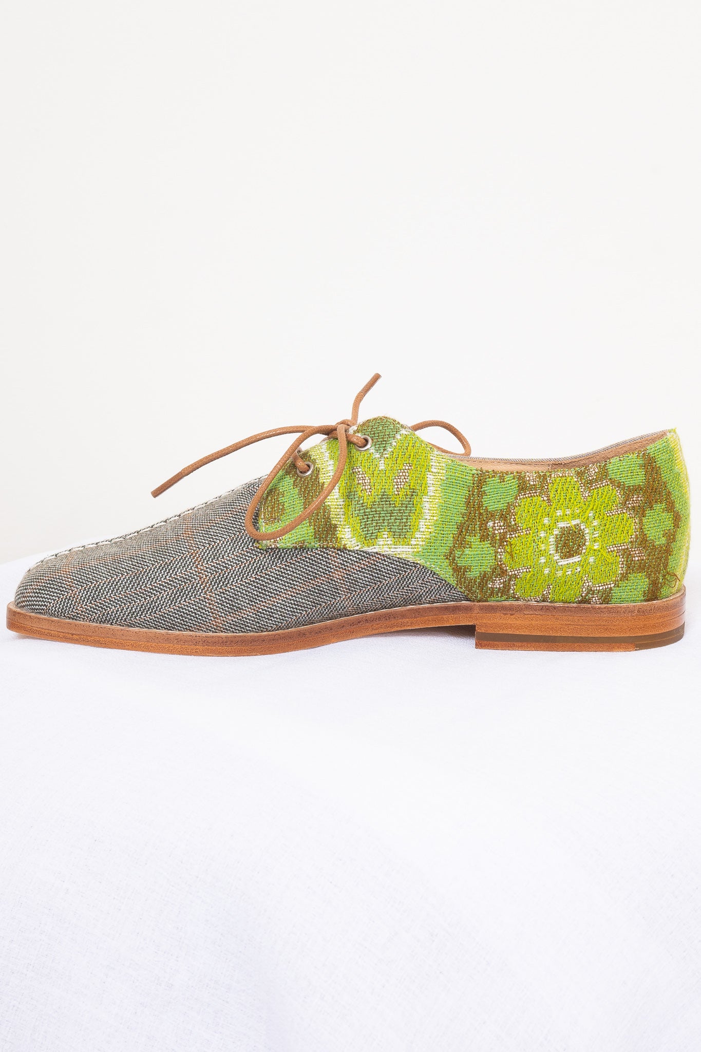 M.A. Dainty Oxford Shoes for Women - Classic Comfortable Flat Dress Shoes for Office, Wedding & Formal Occasions
